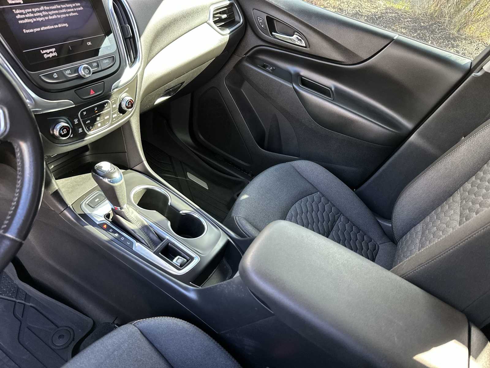 Thumbnail: 2020 Chevrolet Equinox - 21