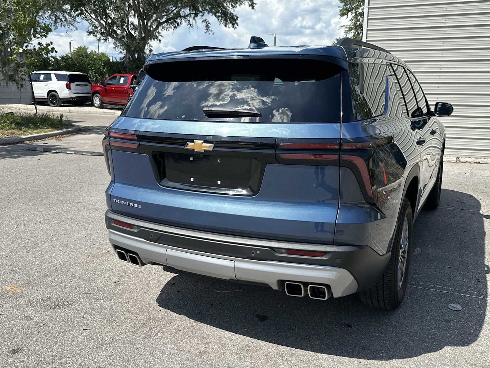 Thumbnail: 2025 Chevrolet Traverse - 6