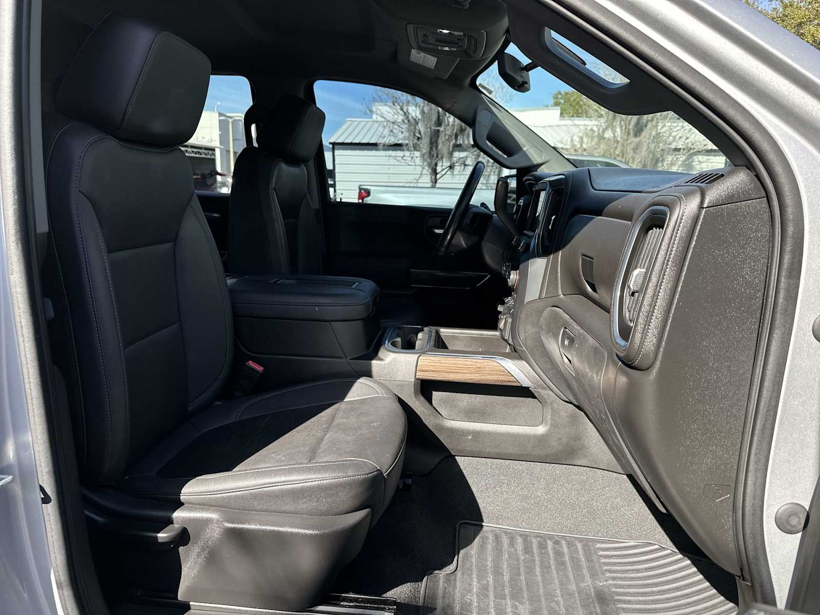 Thumbnail: 2021 Chevrolet Silverado 1500 - 19