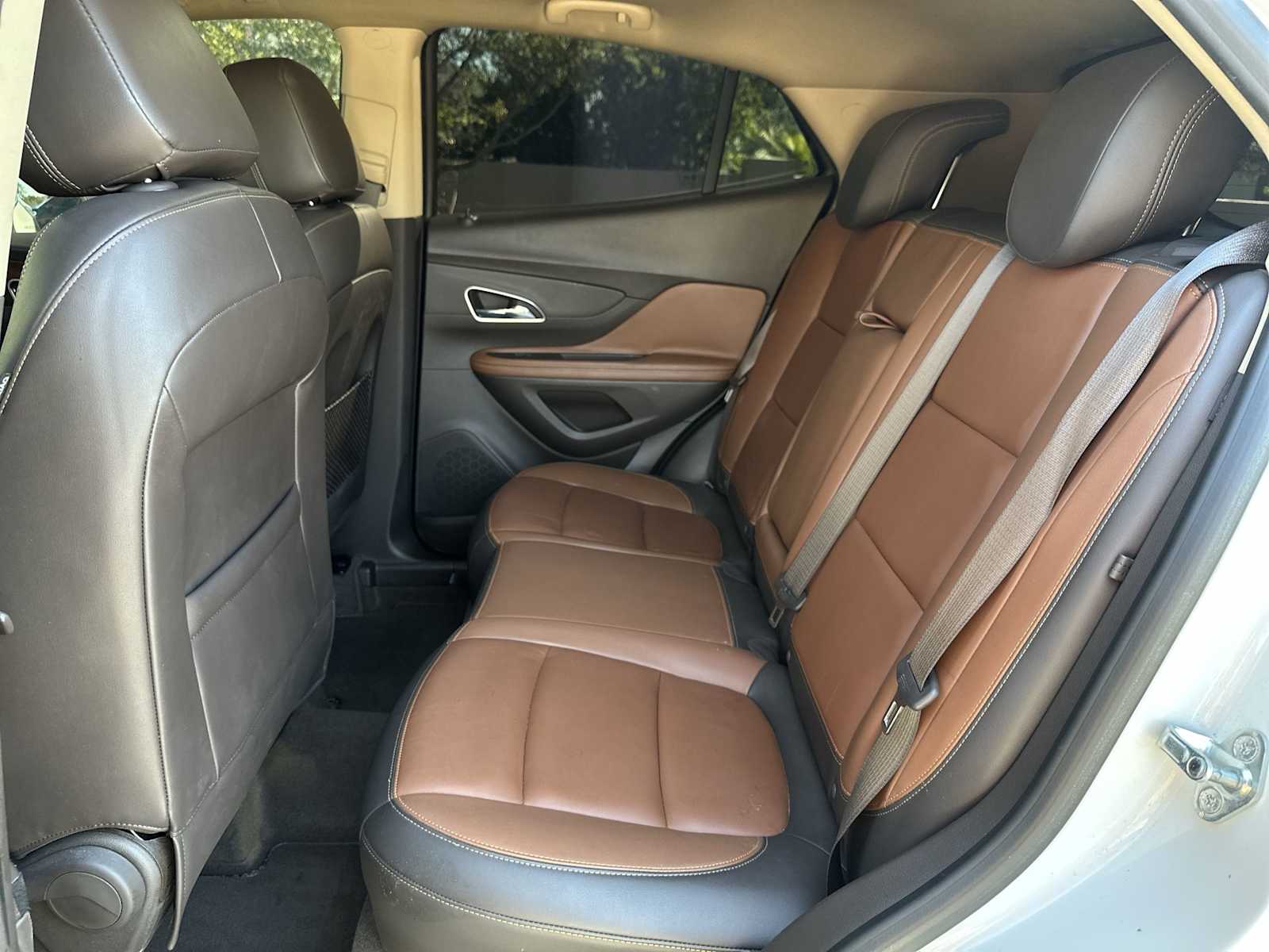 Thumbnail: 2015 Buick Encore - 18