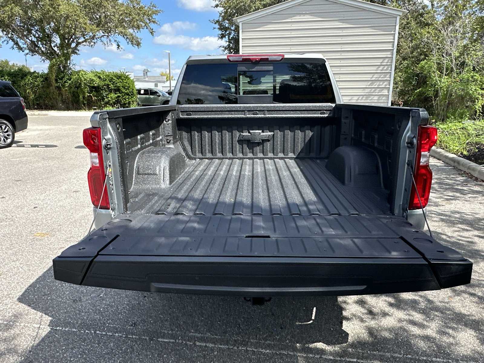 Thumbnail: 2026 Chevrolet Silverado 1500 - 25