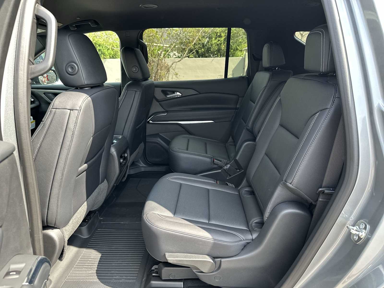 Thumbnail: 2026 Chevrolet Traverse - 17