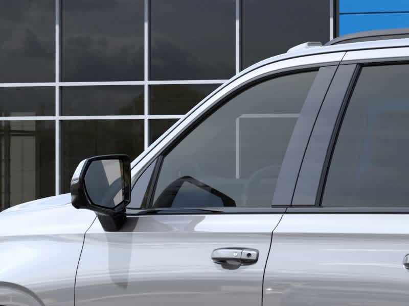 Thumbnail: 2026 Chevrolet Suburban - 12