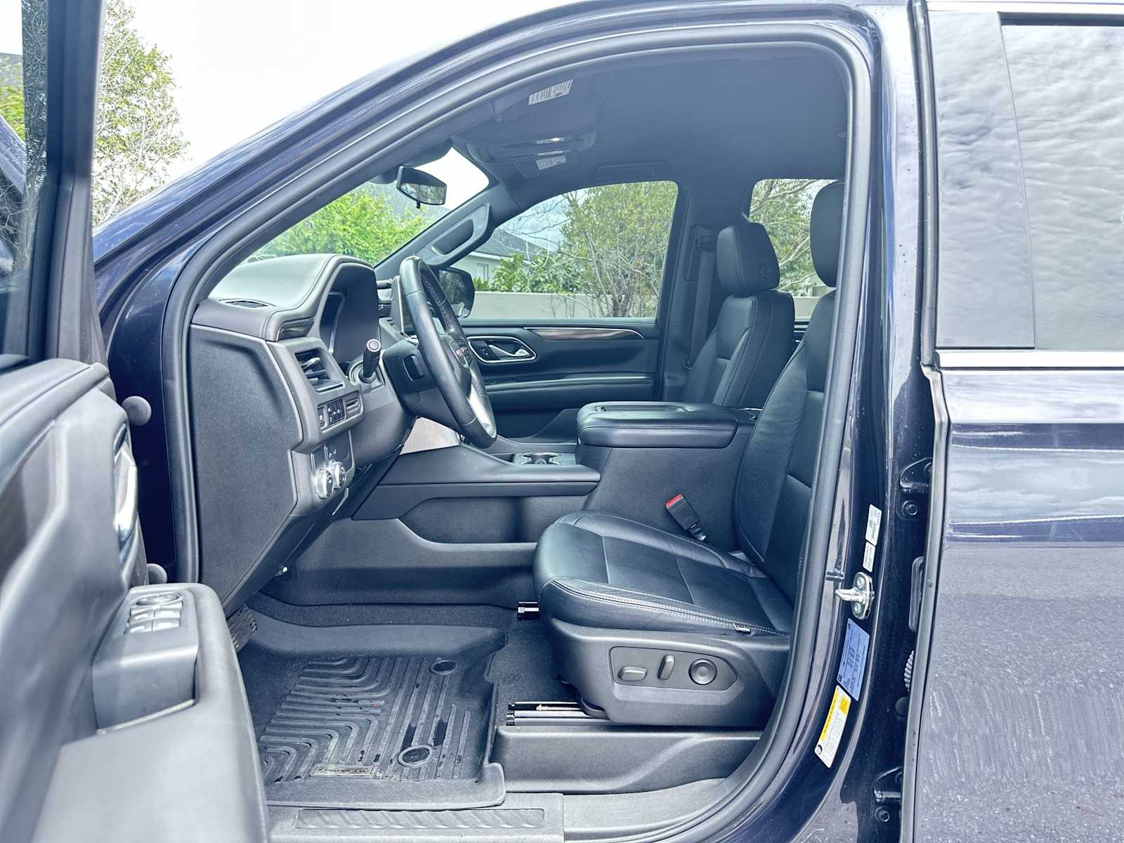 Thumbnail: 2023 GMC Yukon - 2