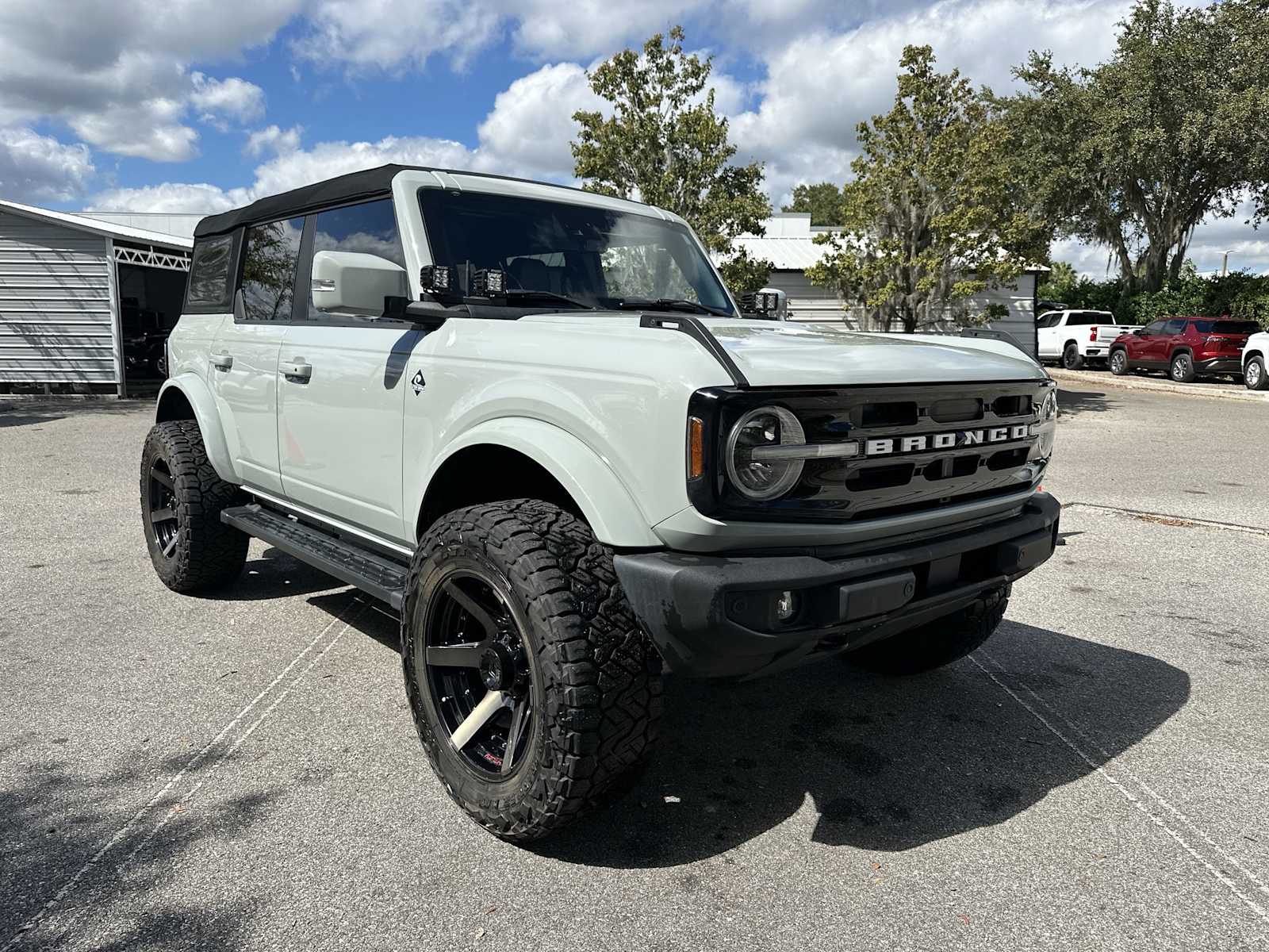 Thumbnail: 2023 Ford Bronco - 8