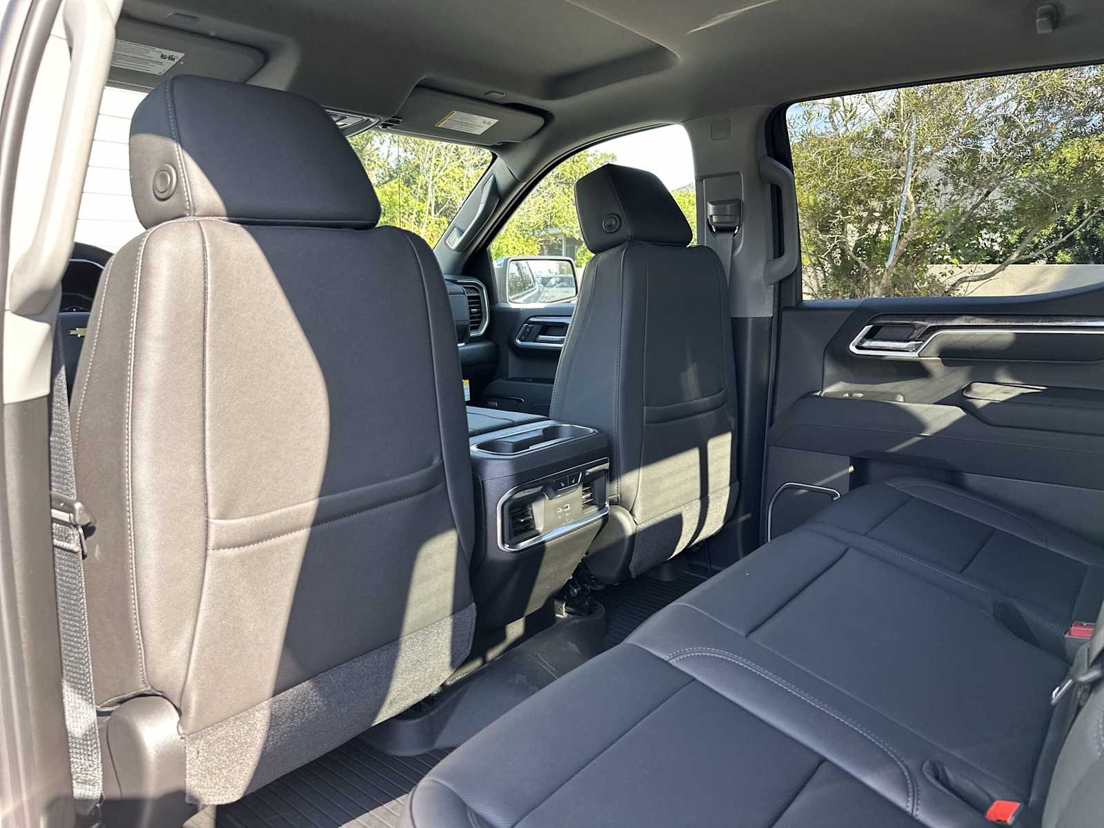 Thumbnail: 2026 Chevrolet Silverado 1500 - 16