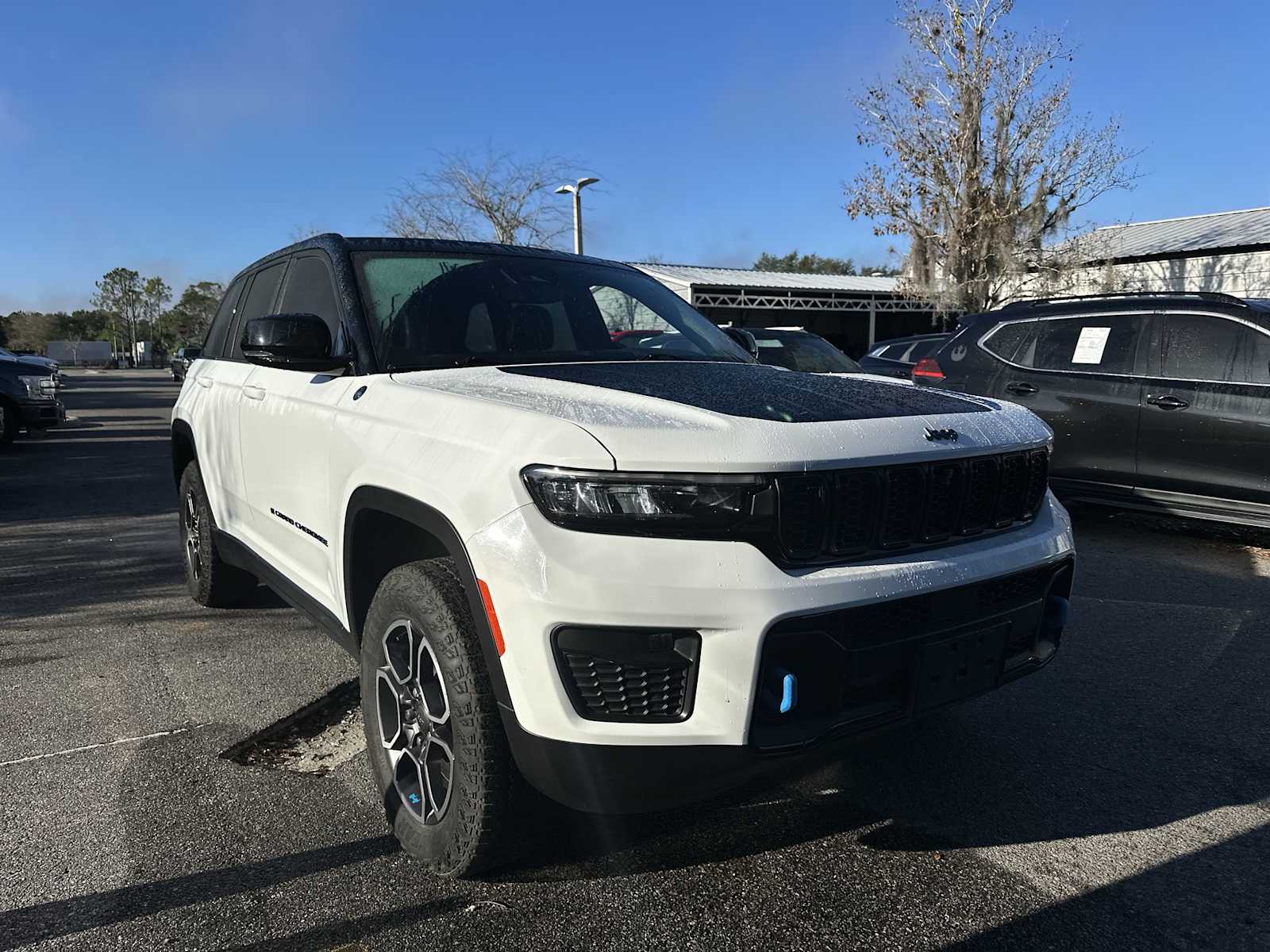 Thumbnail: 2022 Jeep Grand Cherokee - 8