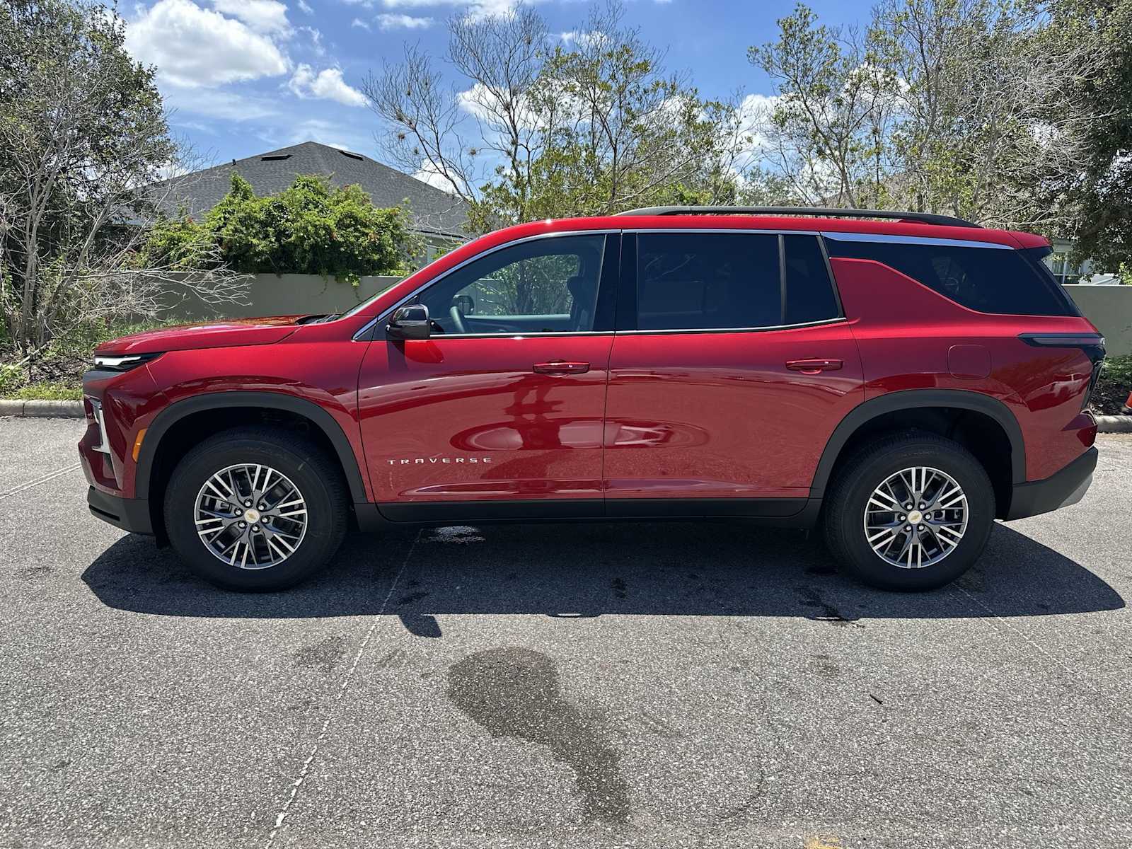 Thumbnail: 2026 Chevrolet Traverse - 3