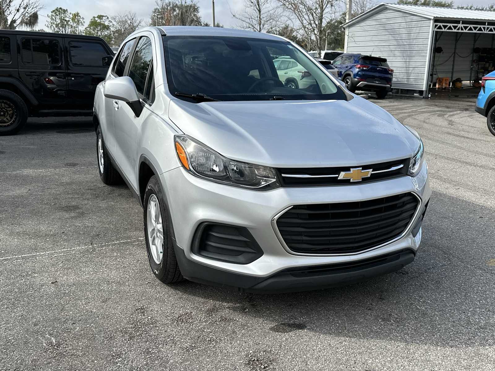 Thumbnail: 2020 Chevrolet Trax - 8