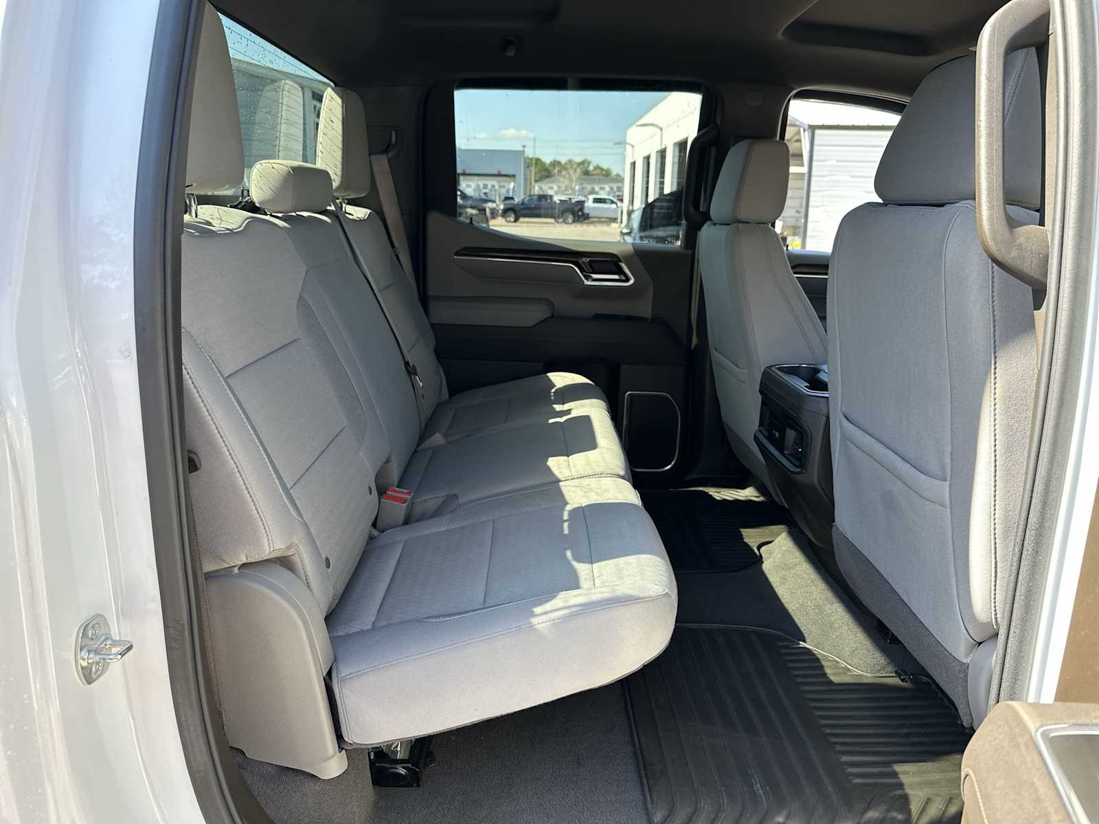 Thumbnail: 2025 Chevrolet Silverado 1500 - 18