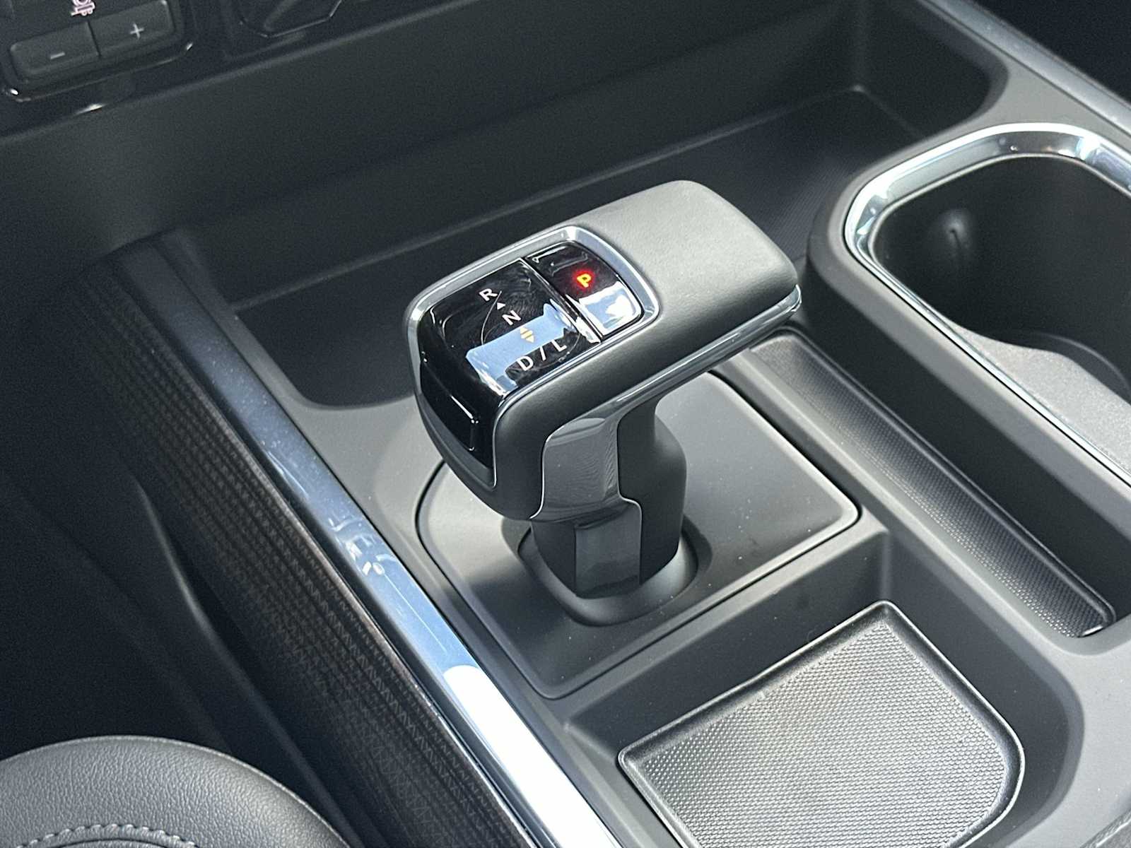 Thumbnail: 2026 Chevrolet Silverado 1500 - 23