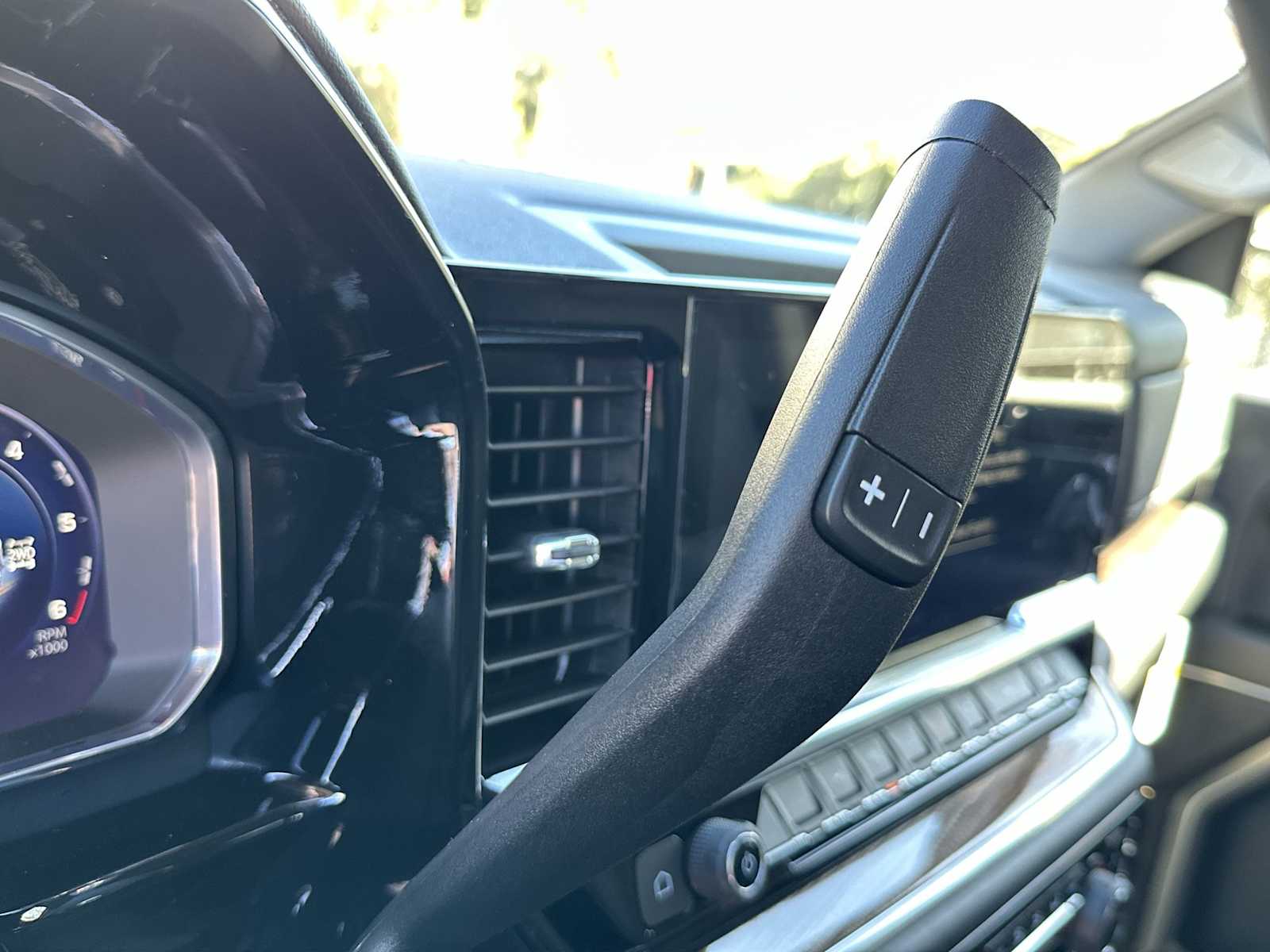 Thumbnail: 2026 Chevrolet Silverado 1500 - 23