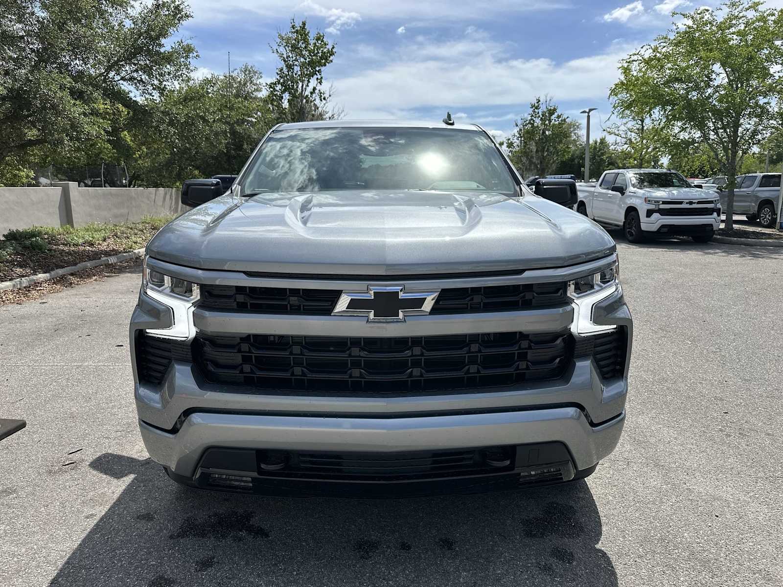 Thumbnail: 2026 Chevrolet Silverado 1500 - 9