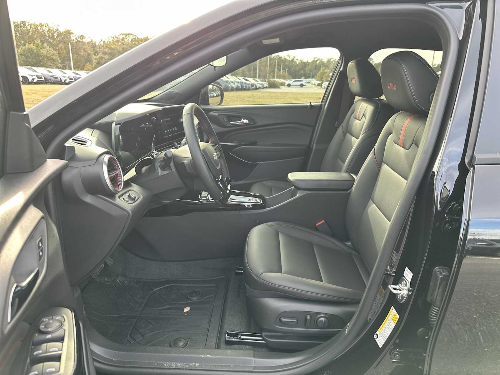 Thumbnail: 2026 Chevrolet Trax - 2