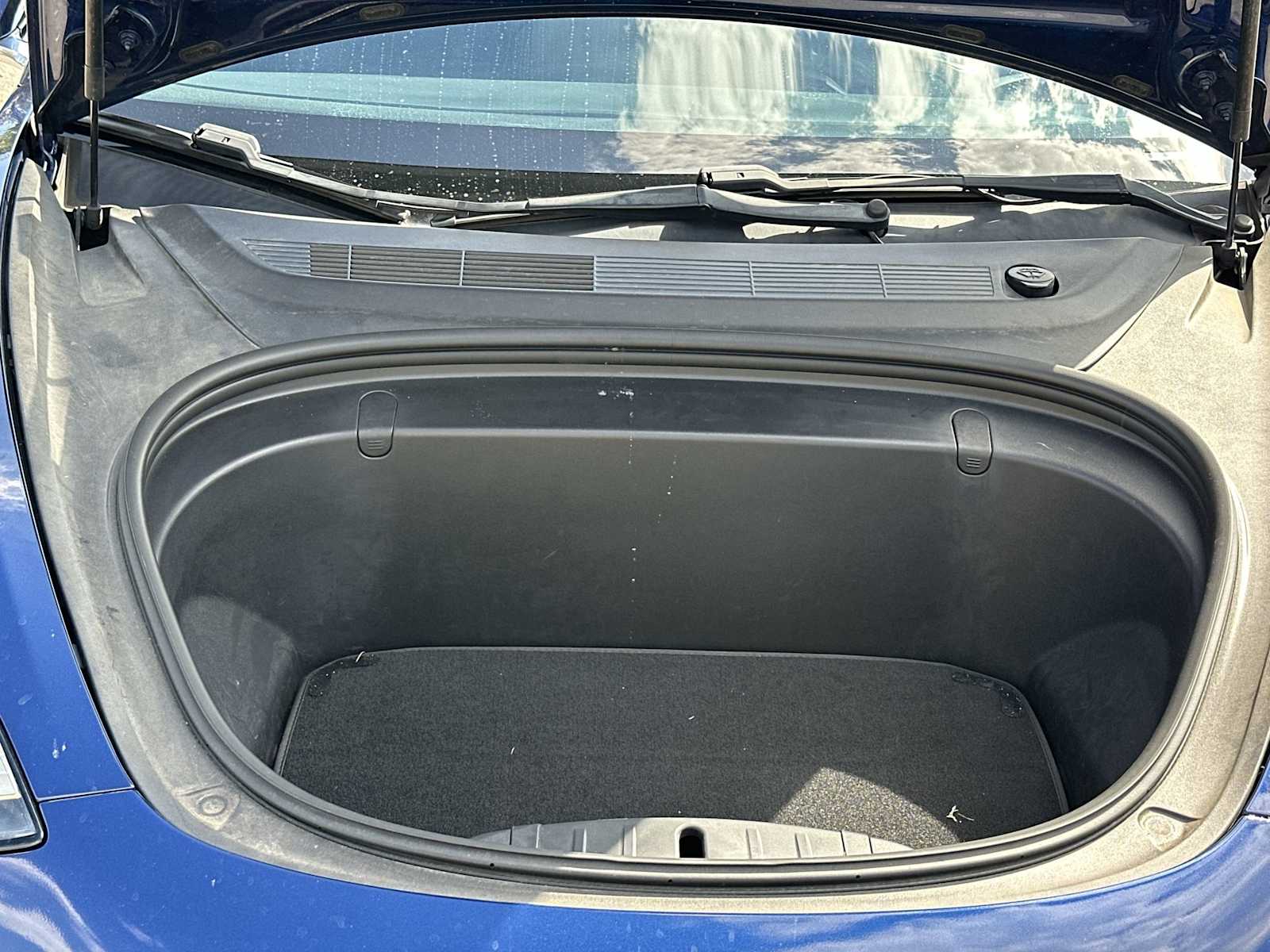 Thumbnail: 2018 Tesla Model 3 - 13