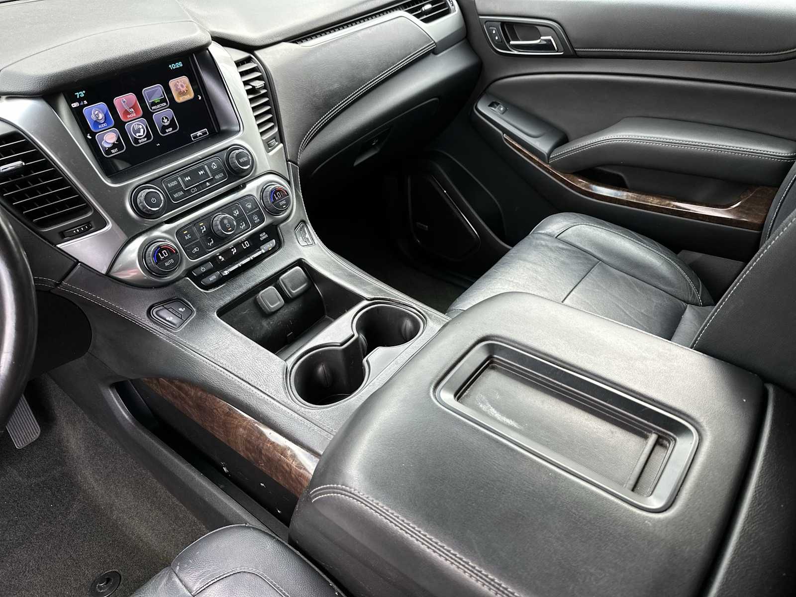 Thumbnail: 2018 Chevrolet Tahoe - 22