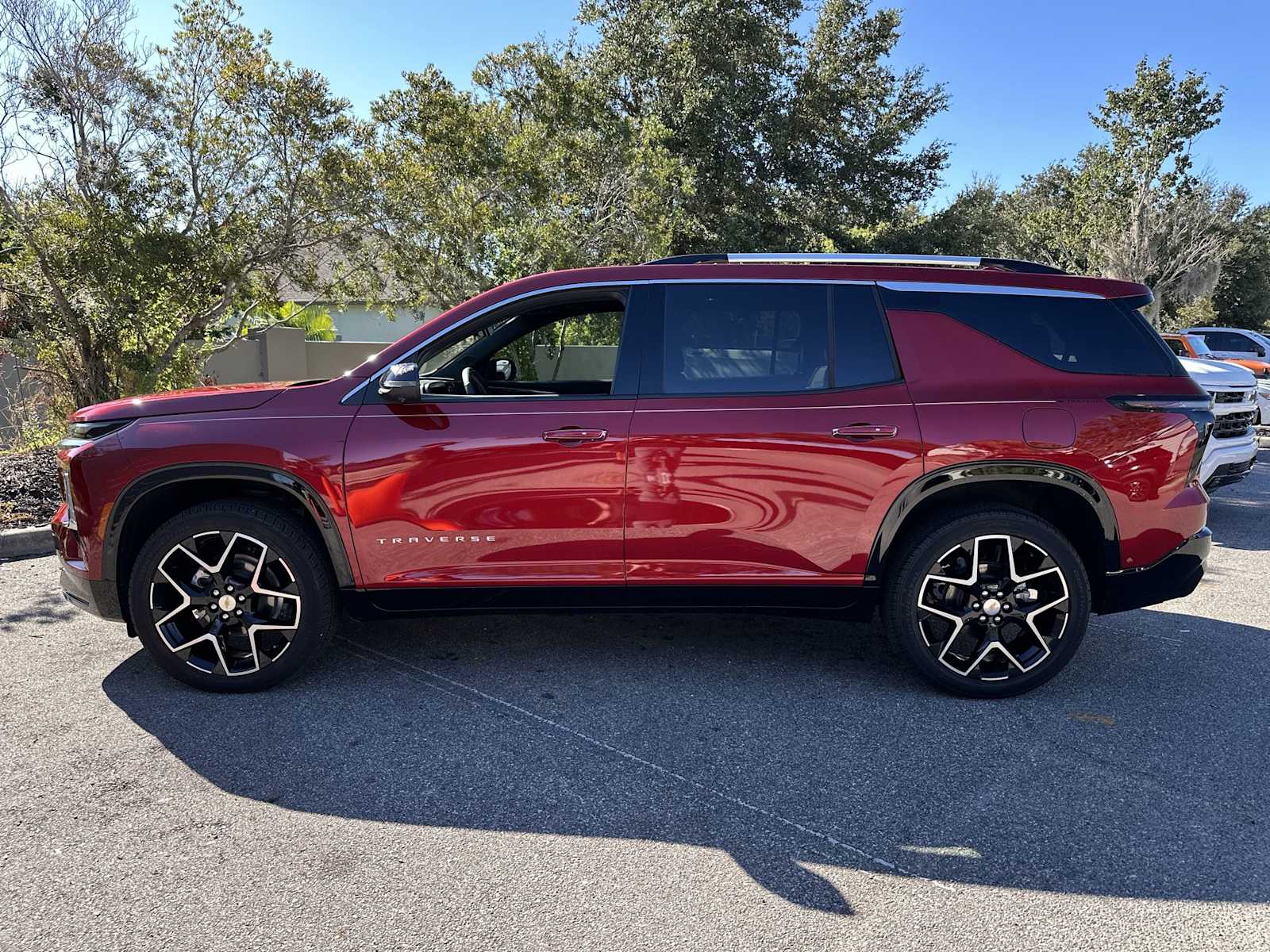 Thumbnail: 2025 Chevrolet Traverse - 3