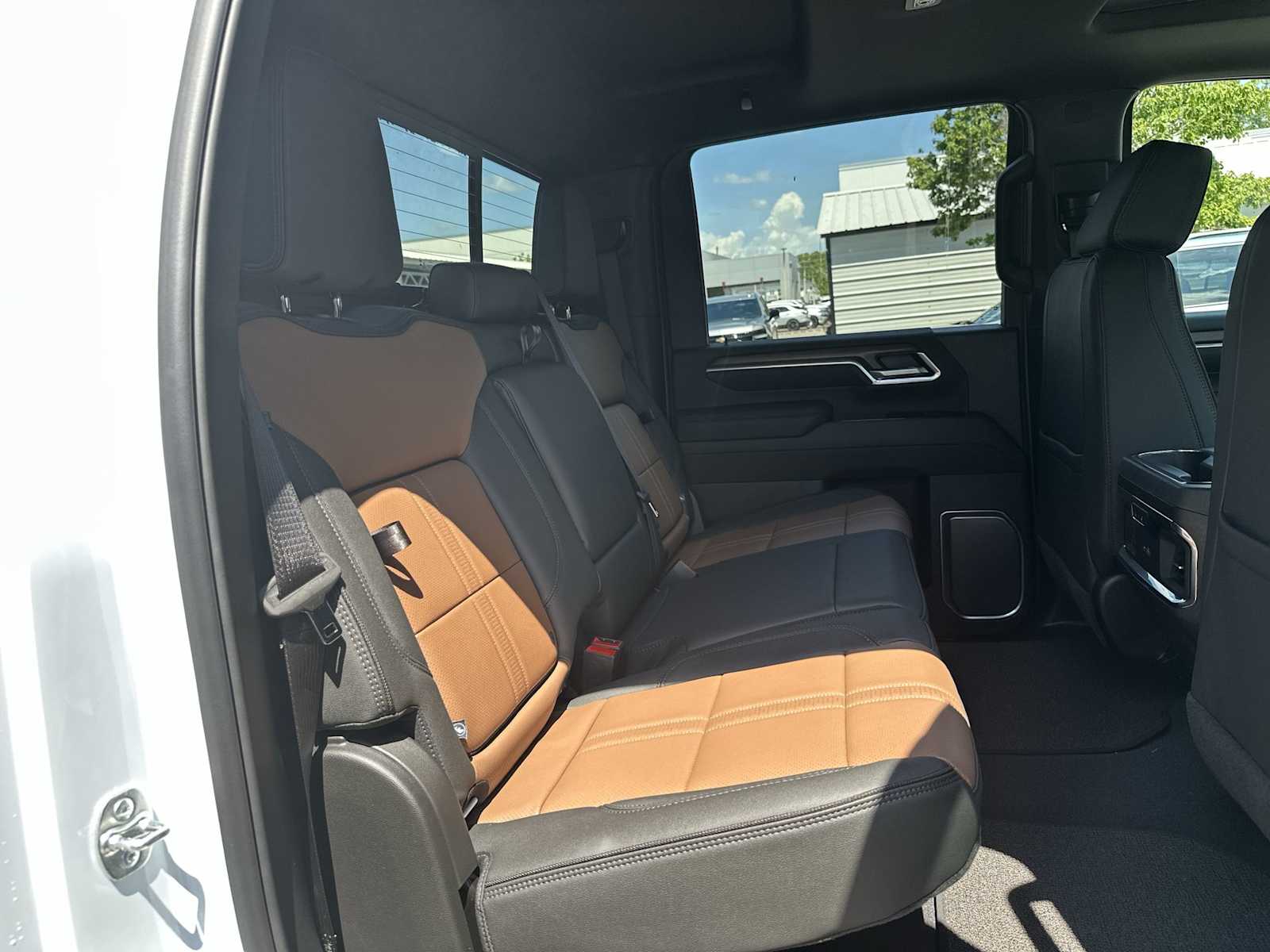 Thumbnail: 2026 Chevrolet Silverado 3500 - 18