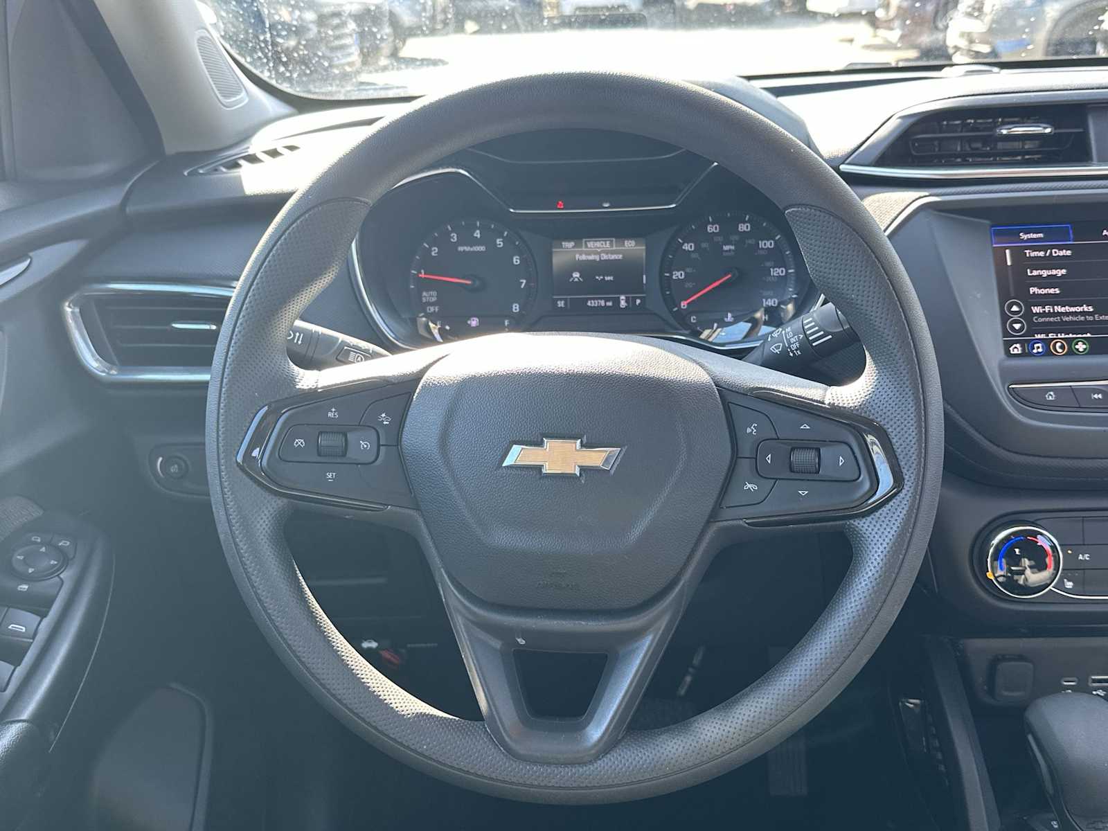 Thumbnail: 2023 Chevrolet TrailBlazer - 20