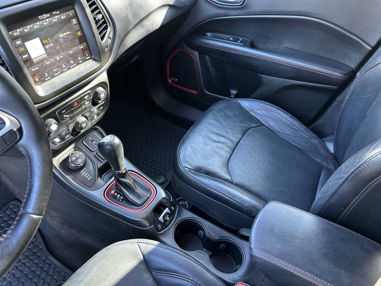 Thumbnail: 2017 Jeep Compass - 21