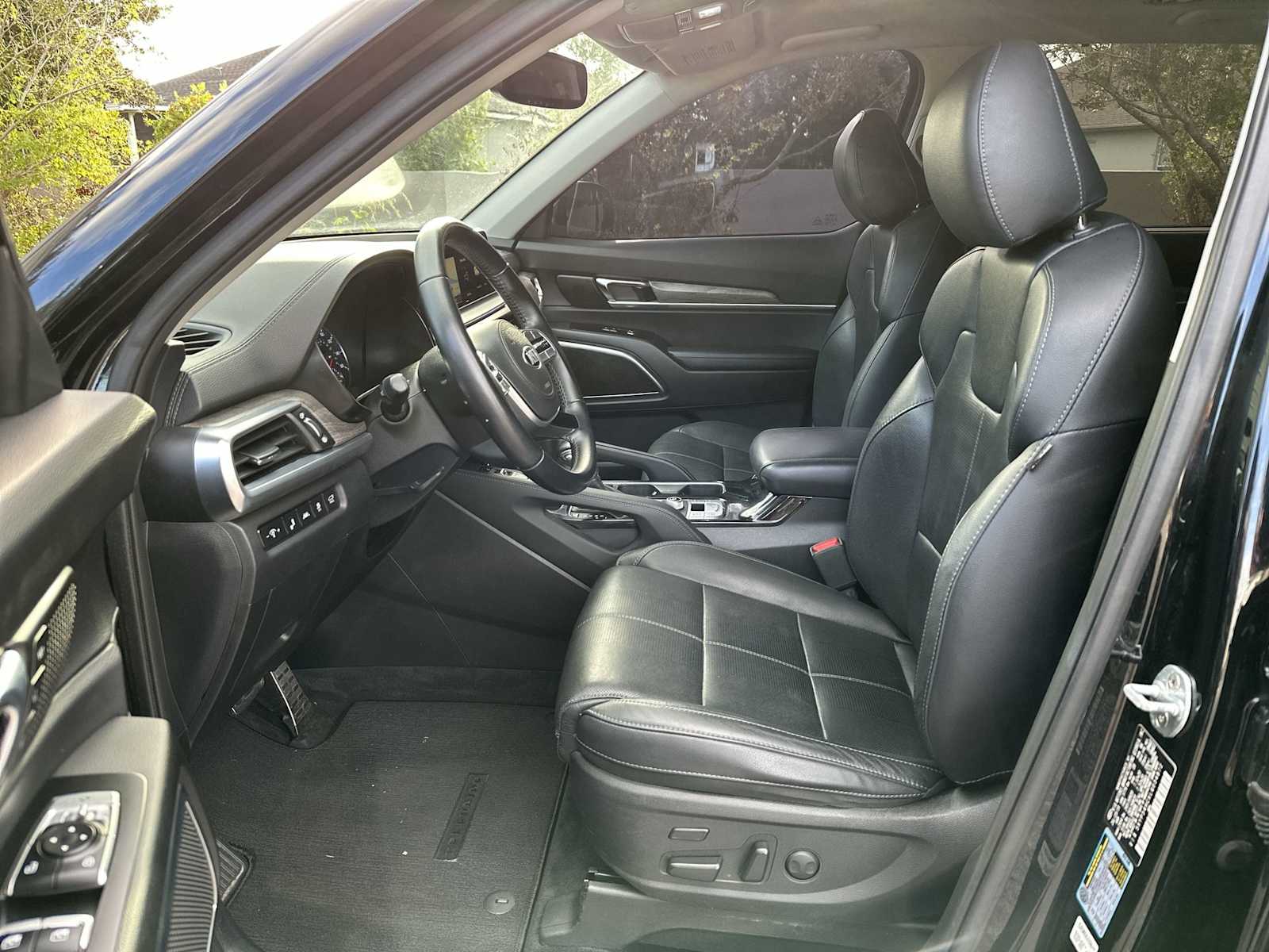 Thumbnail: 2020 Kia Telluride - 15