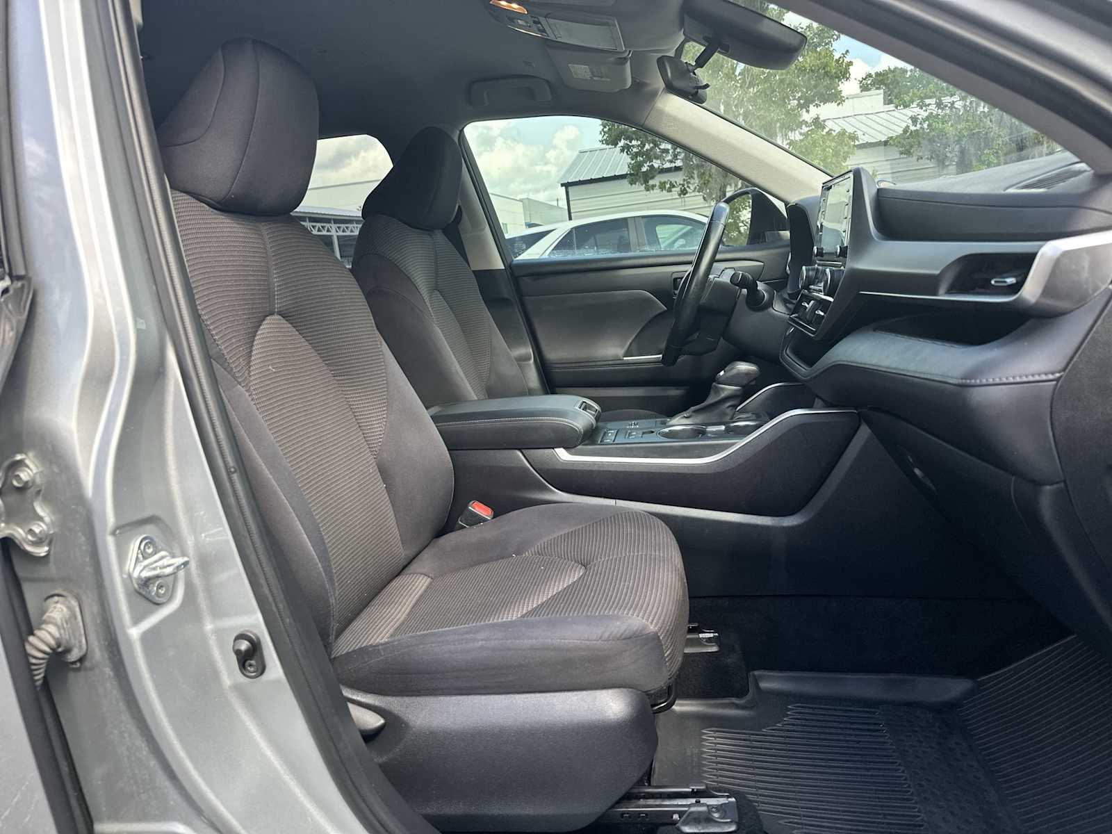 Thumbnail: 2021 Toyota Highlander - 19