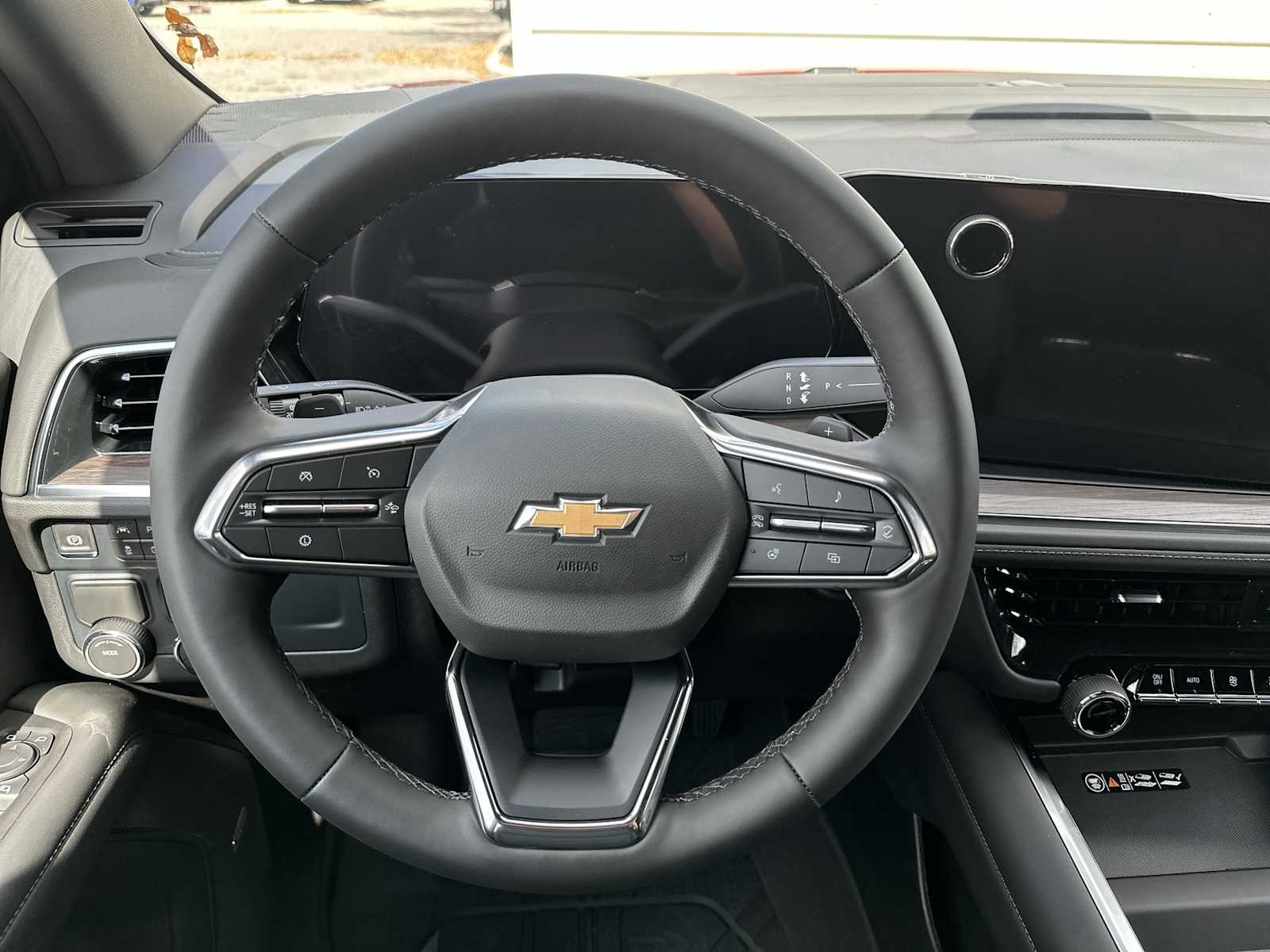 Thumbnail: 2026 Chevrolet Suburban - 20