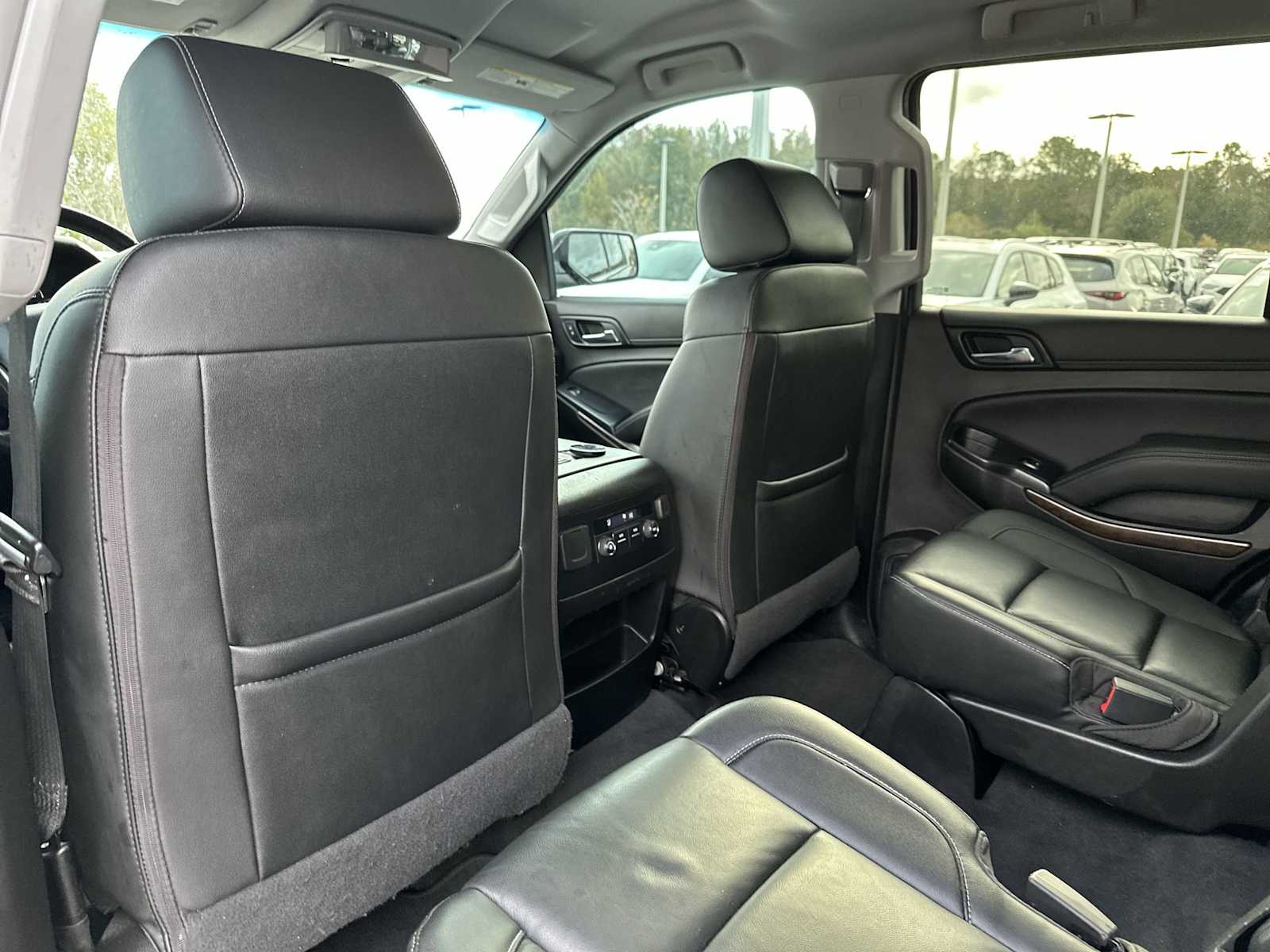 Thumbnail: 2019 Chevrolet Tahoe - 16