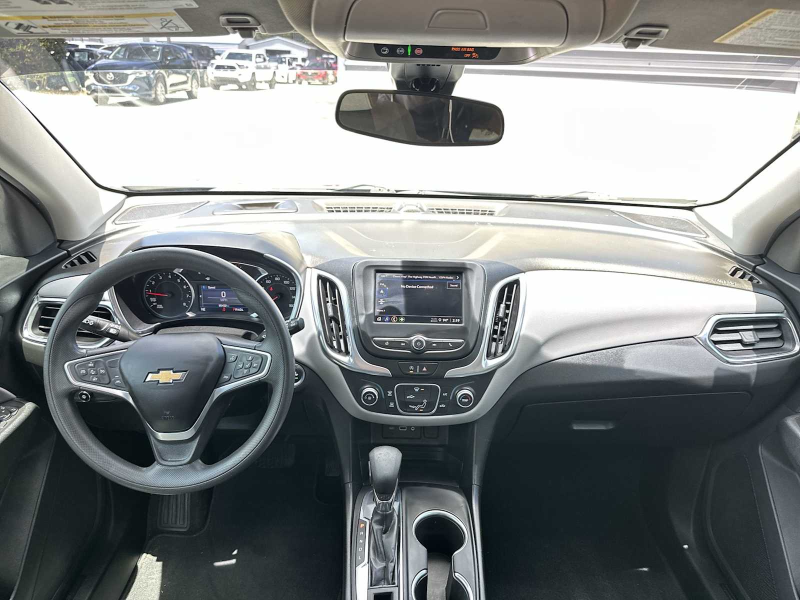 Thumbnail: 2022 Chevrolet Equinox - 22
