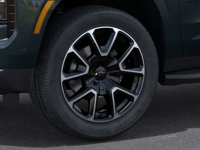 Thumbnail: 2026 Chevrolet Suburban - 9