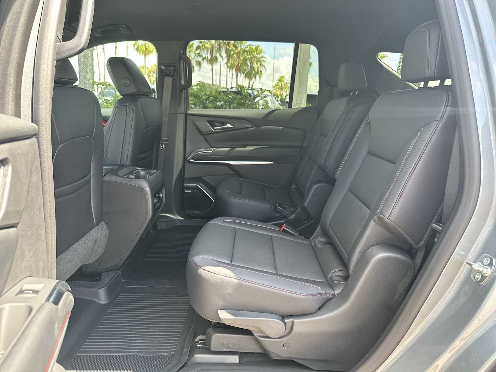 Thumbnail: 2026 Chevrolet Traverse - 17