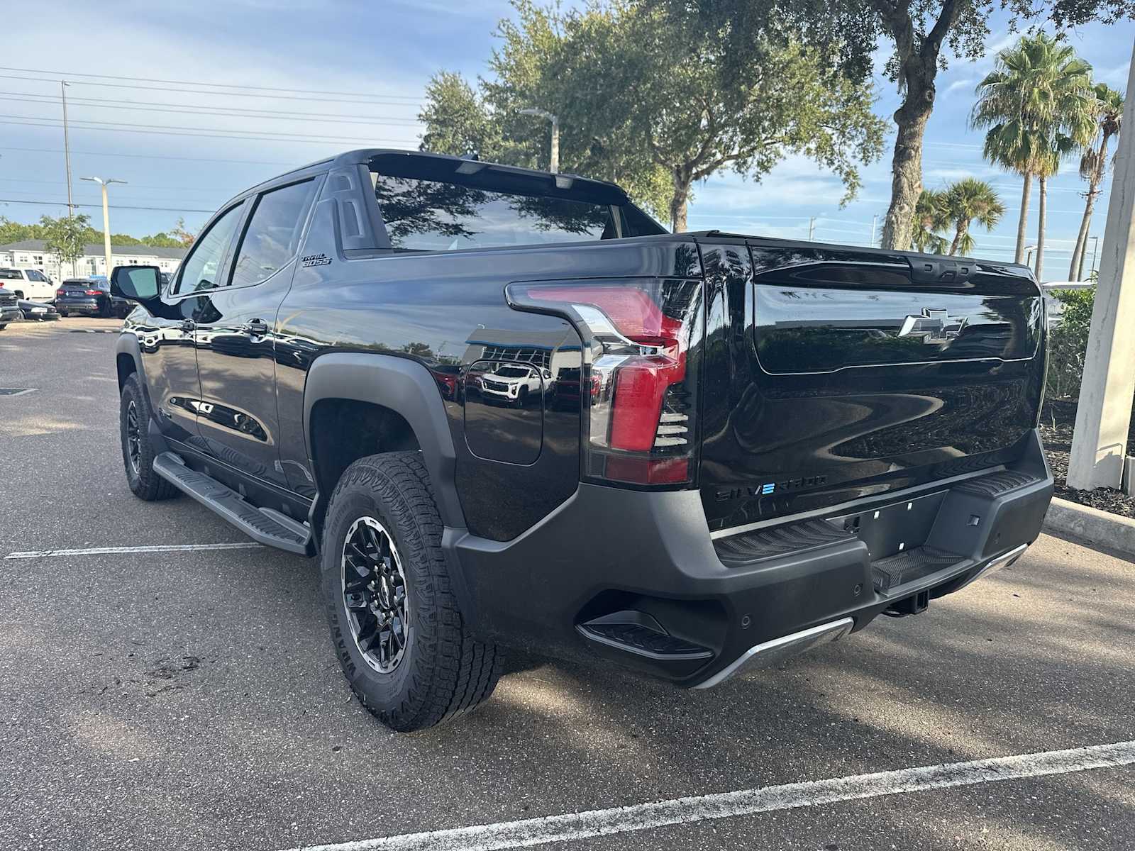 Thumbnail: 2026 Chevrolet Silverado EV - 4