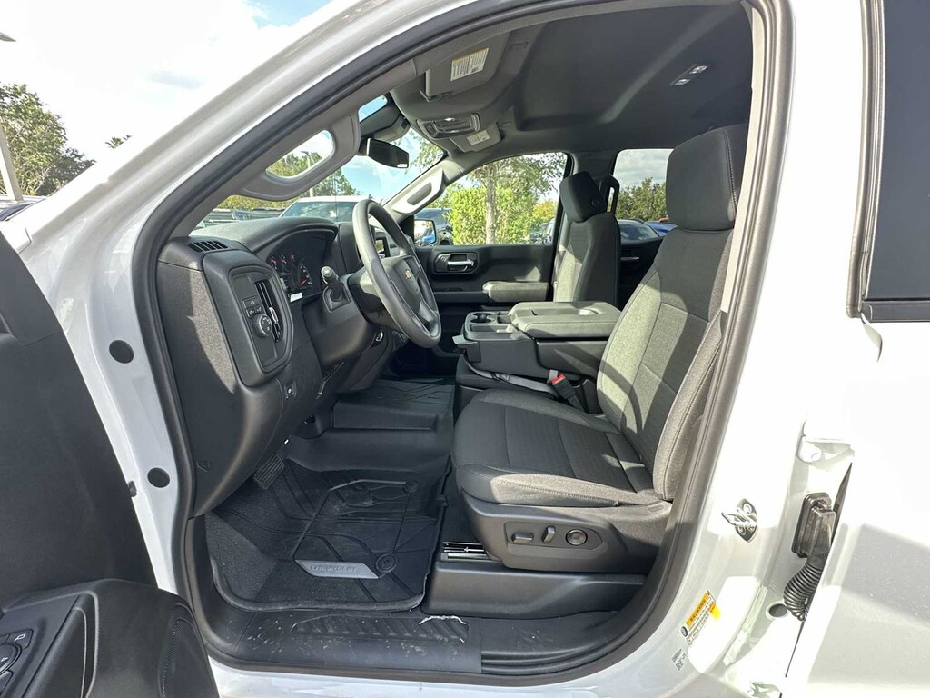 New 2026 Chevrolet Silverado 1500 Custom Truck Double Cab