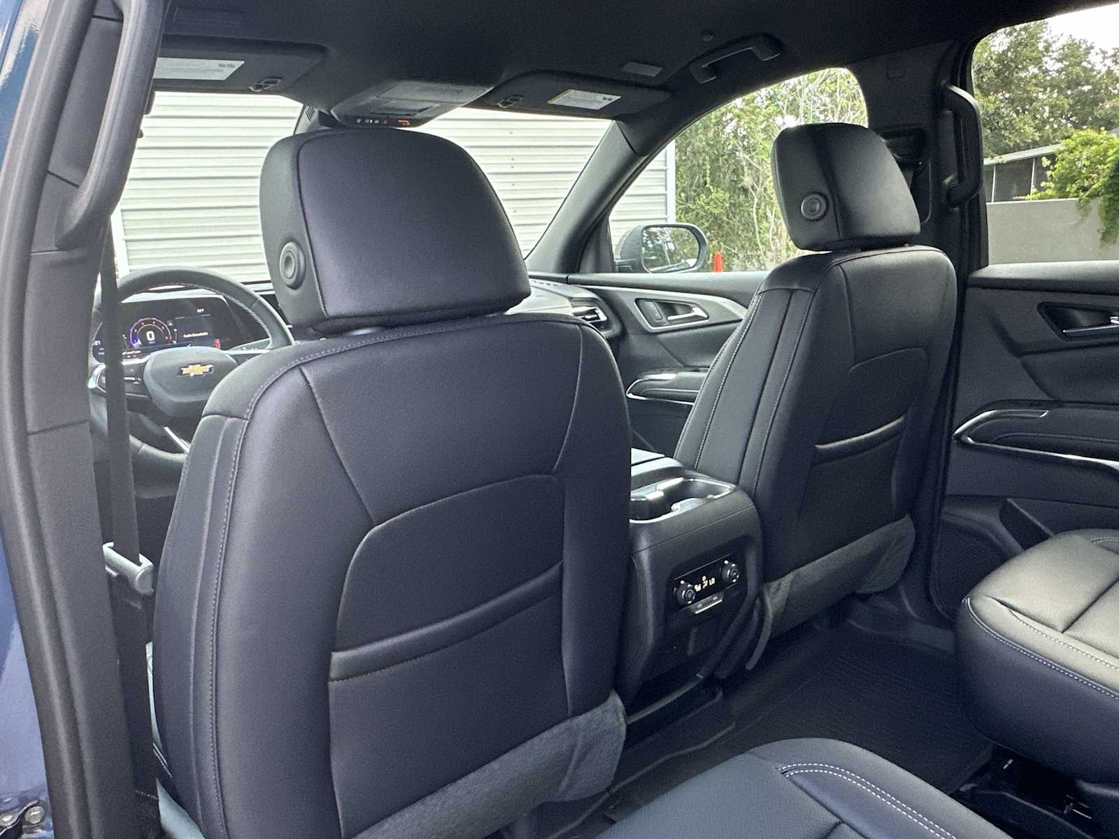 Thumbnail: 2026 Chevrolet Traverse - 16