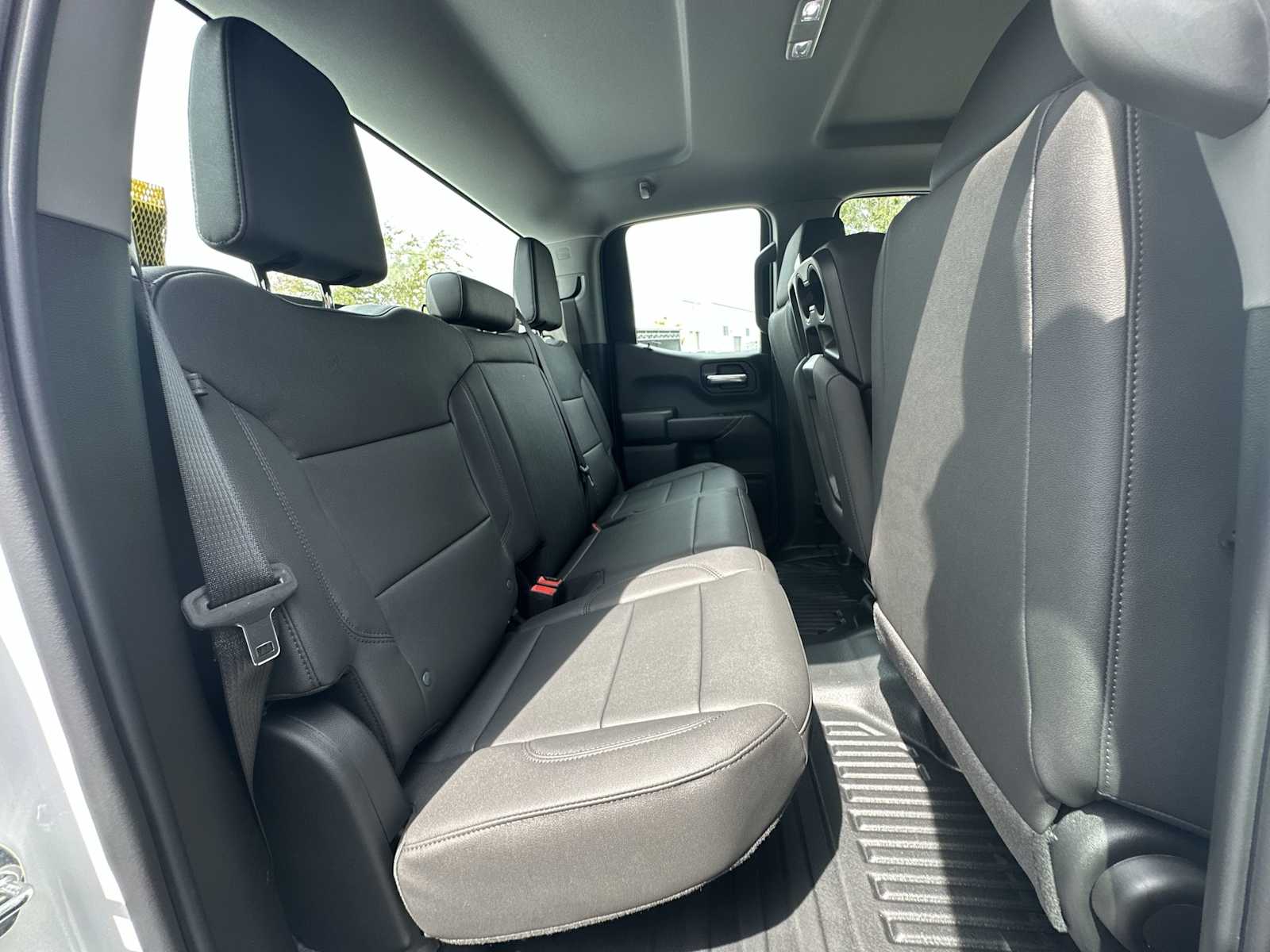 Thumbnail: 2026 Chevrolet Silverado 1500 - 18