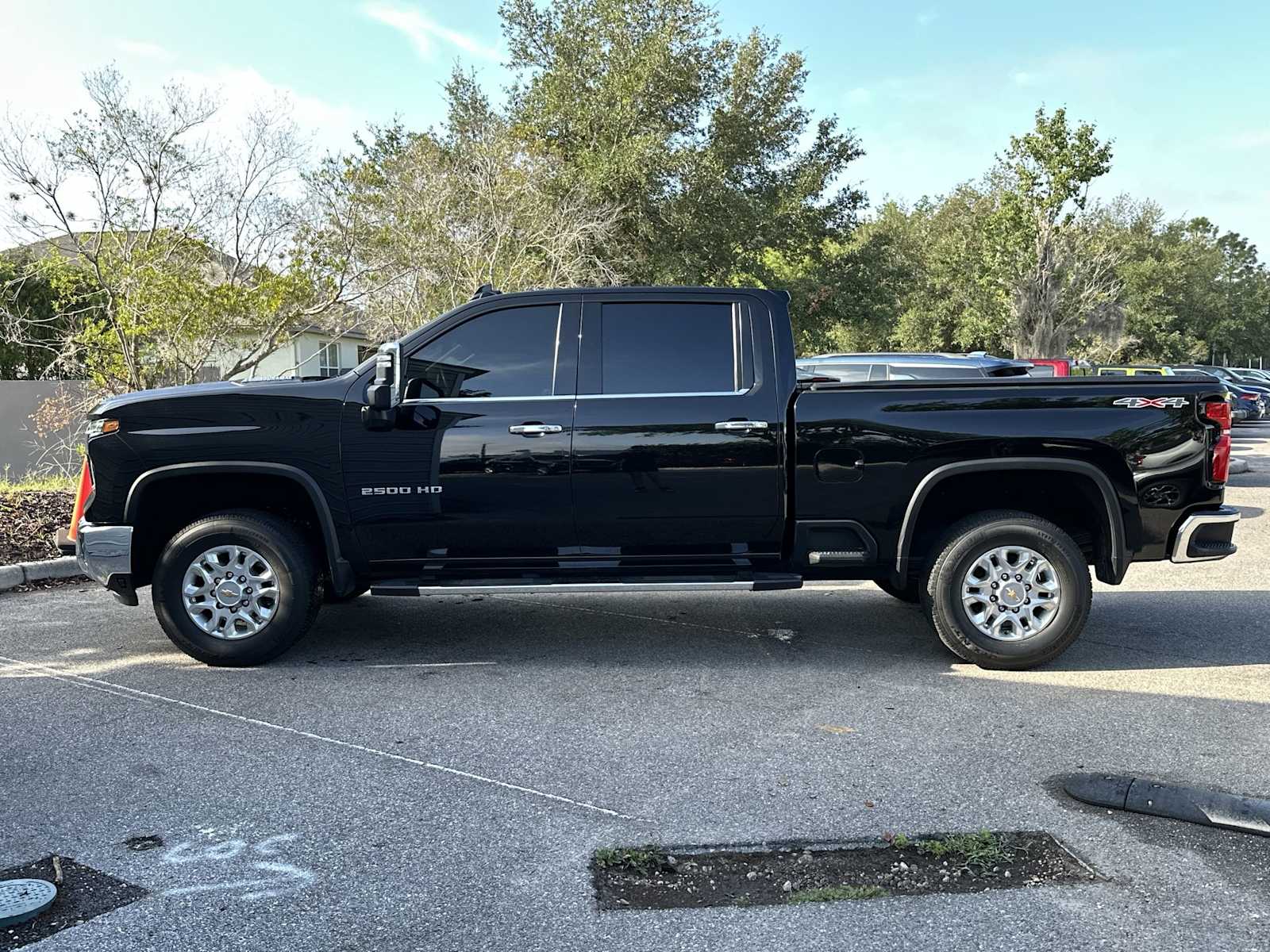 Thumbnail: 2024 Chevrolet Silverado 2500 - 3