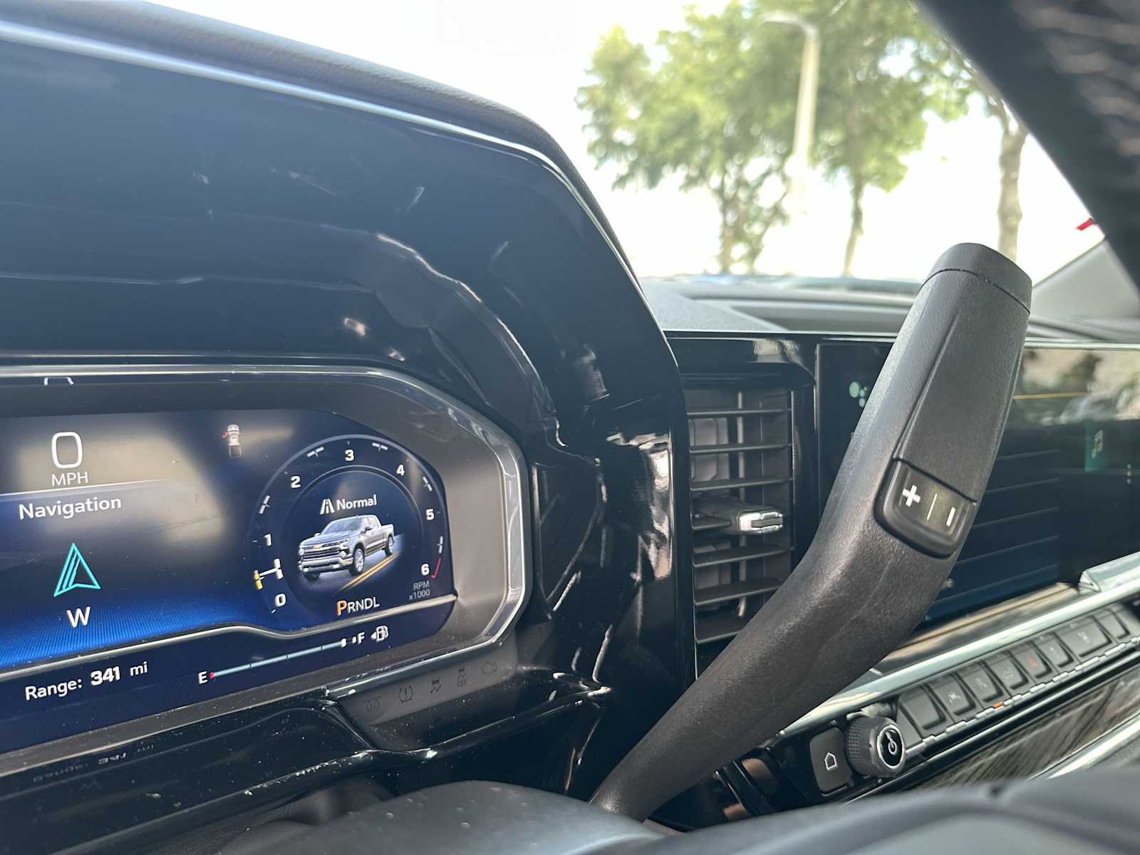 Thumbnail: 2025 Chevrolet Silverado 1500 - 35