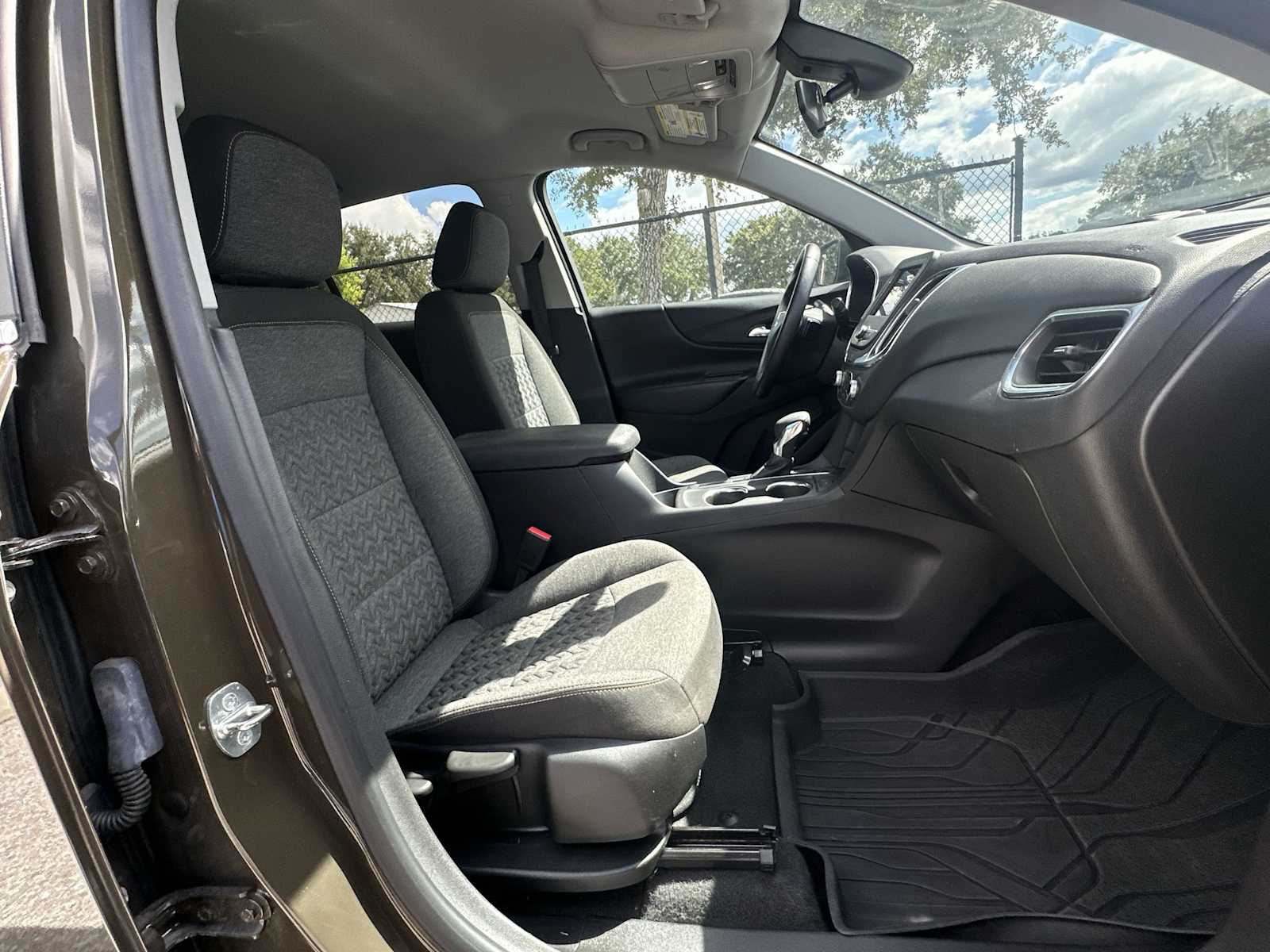 Thumbnail: 2024 Chevrolet Equinox - 20