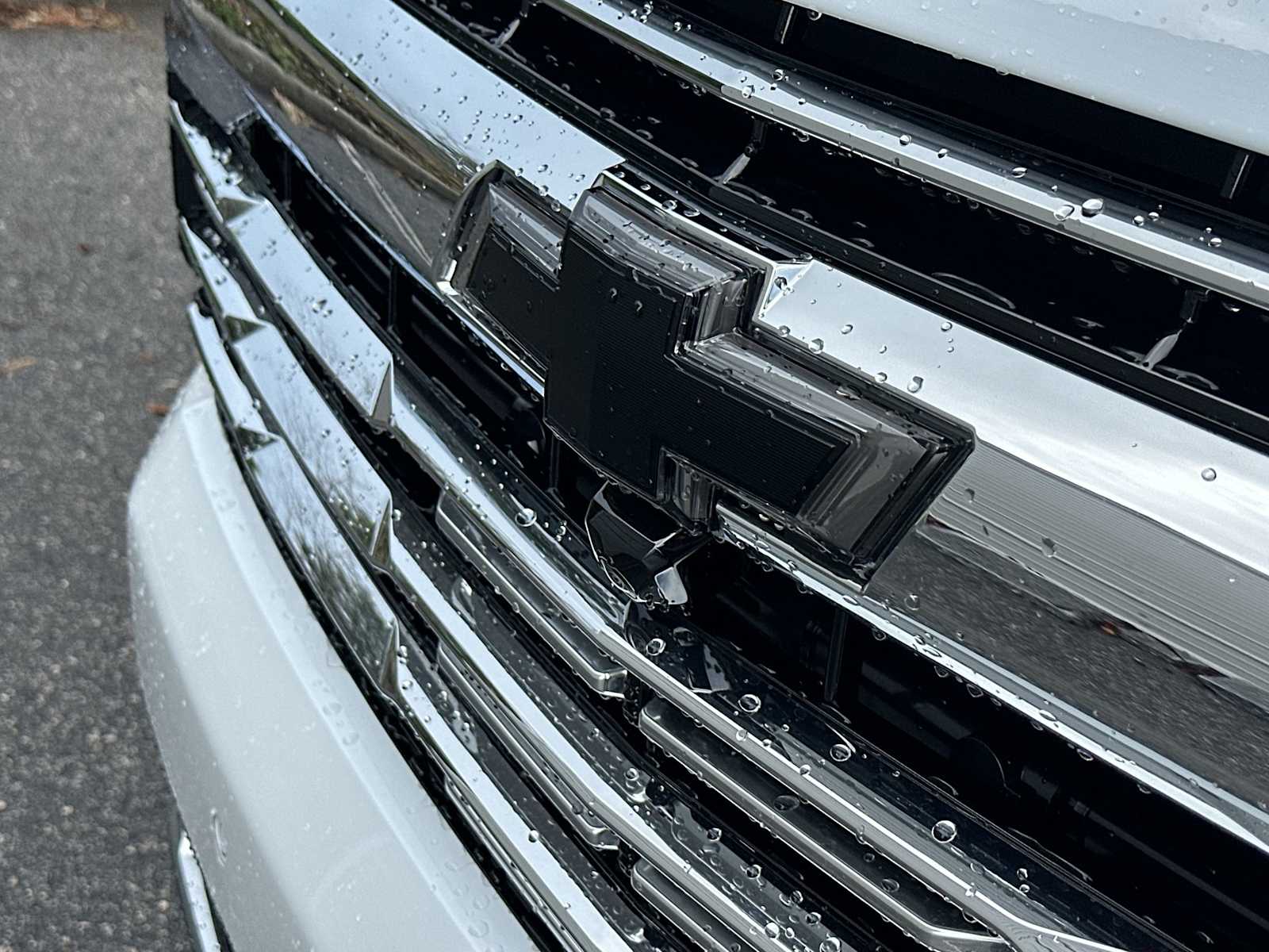 Thumbnail: 2026 Chevrolet Tahoe - 10
