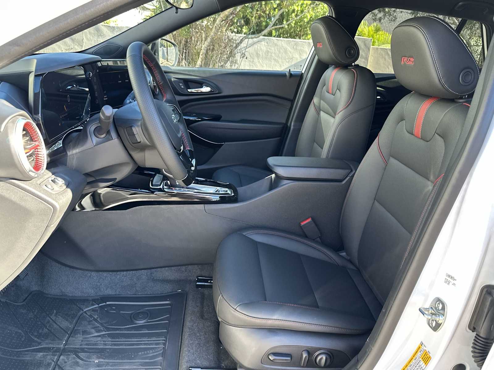 Thumbnail: 2026 Chevrolet Trax - 15