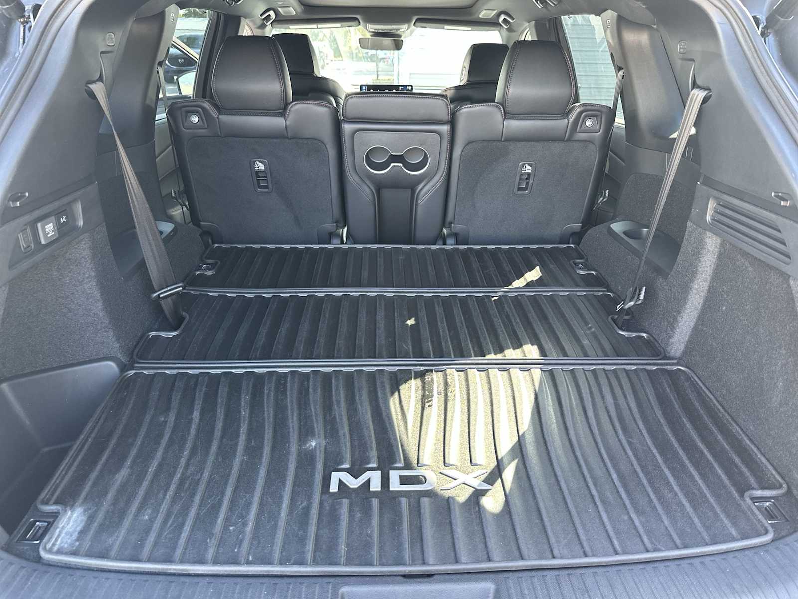 Thumbnail: 2025 Acura MDX - 26