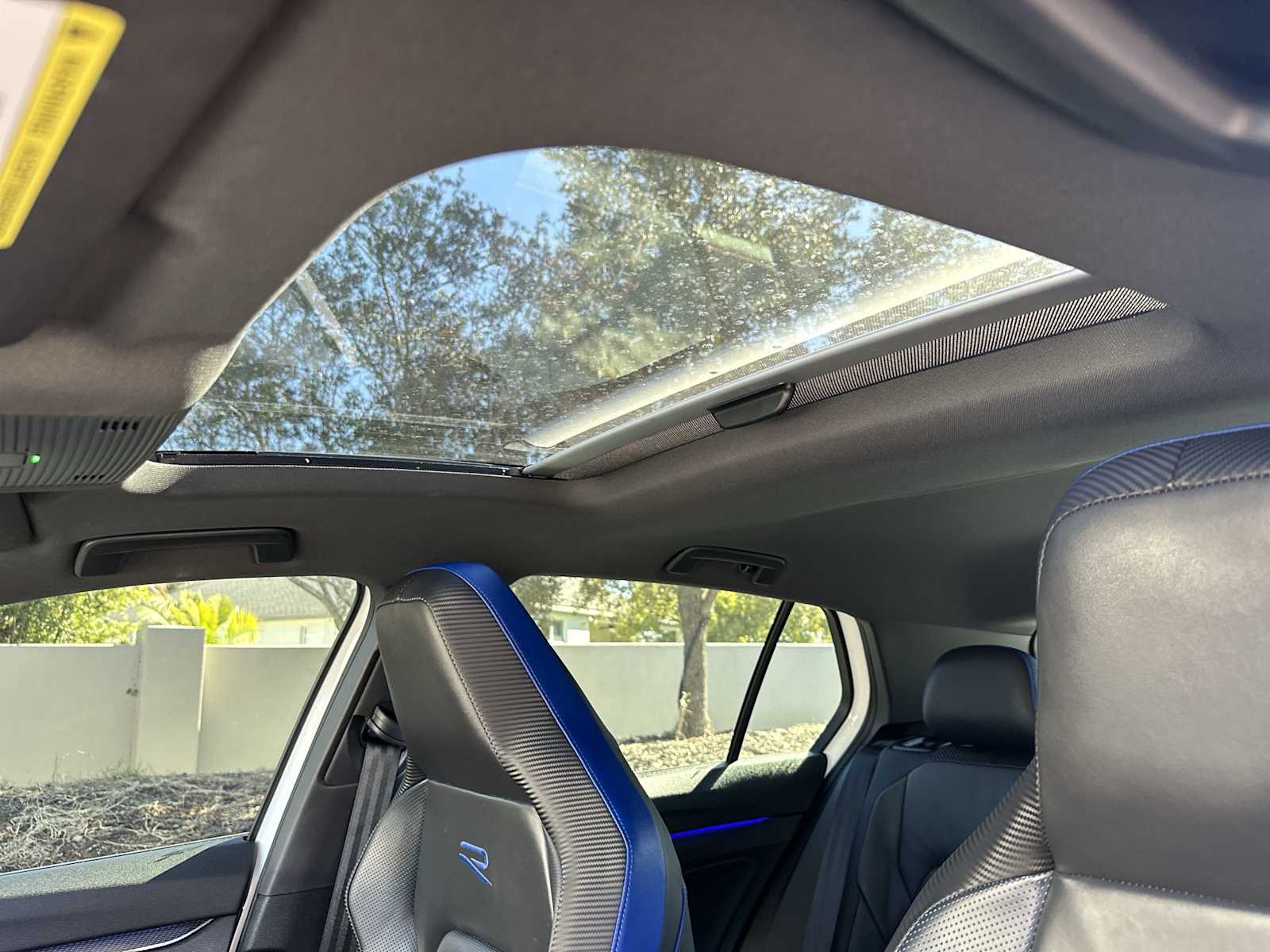 Thumbnail: 2023 Volkswagen Golf - 17