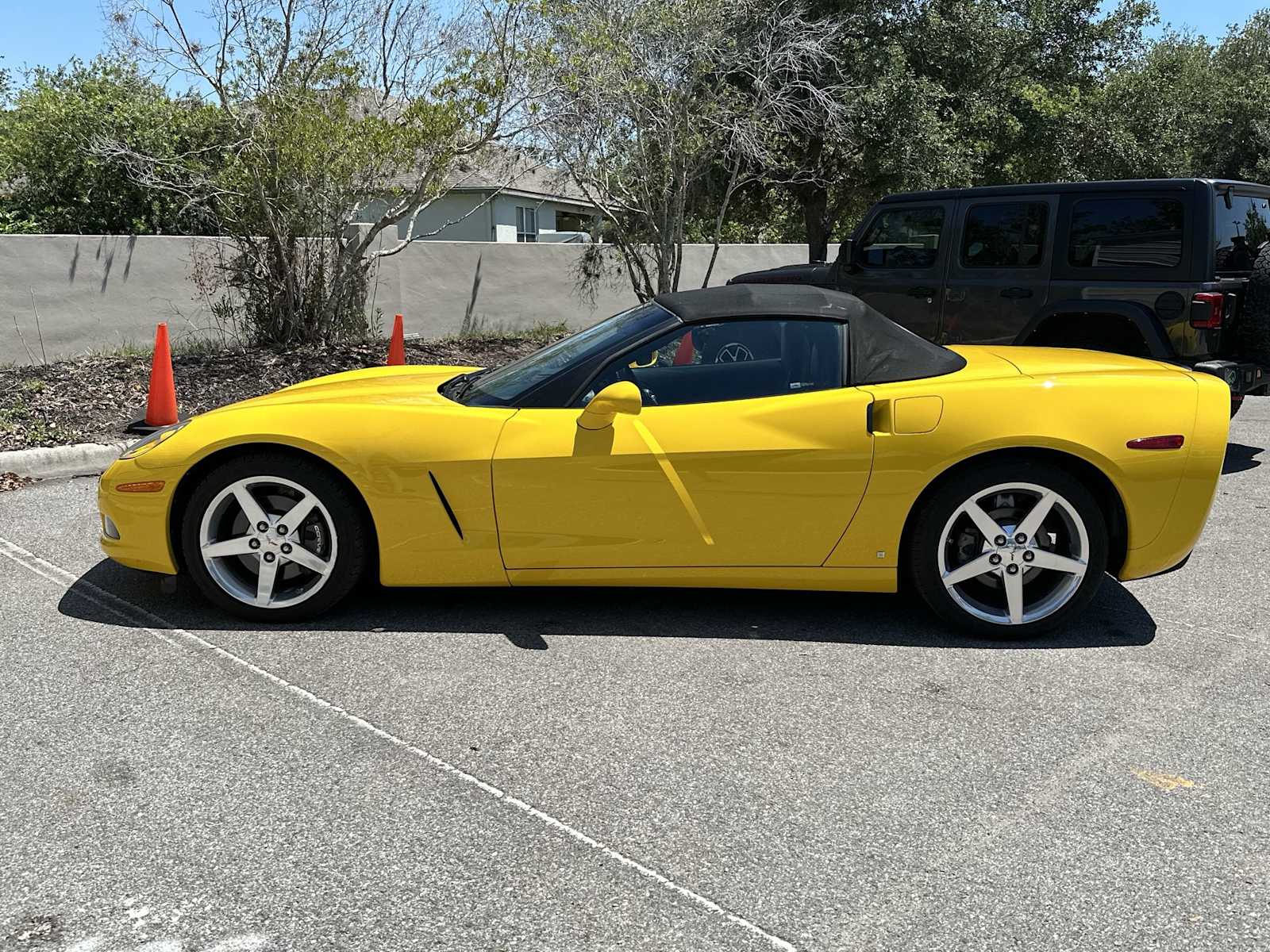 Thumbnail: 2006 Chevrolet Corvette - 3
