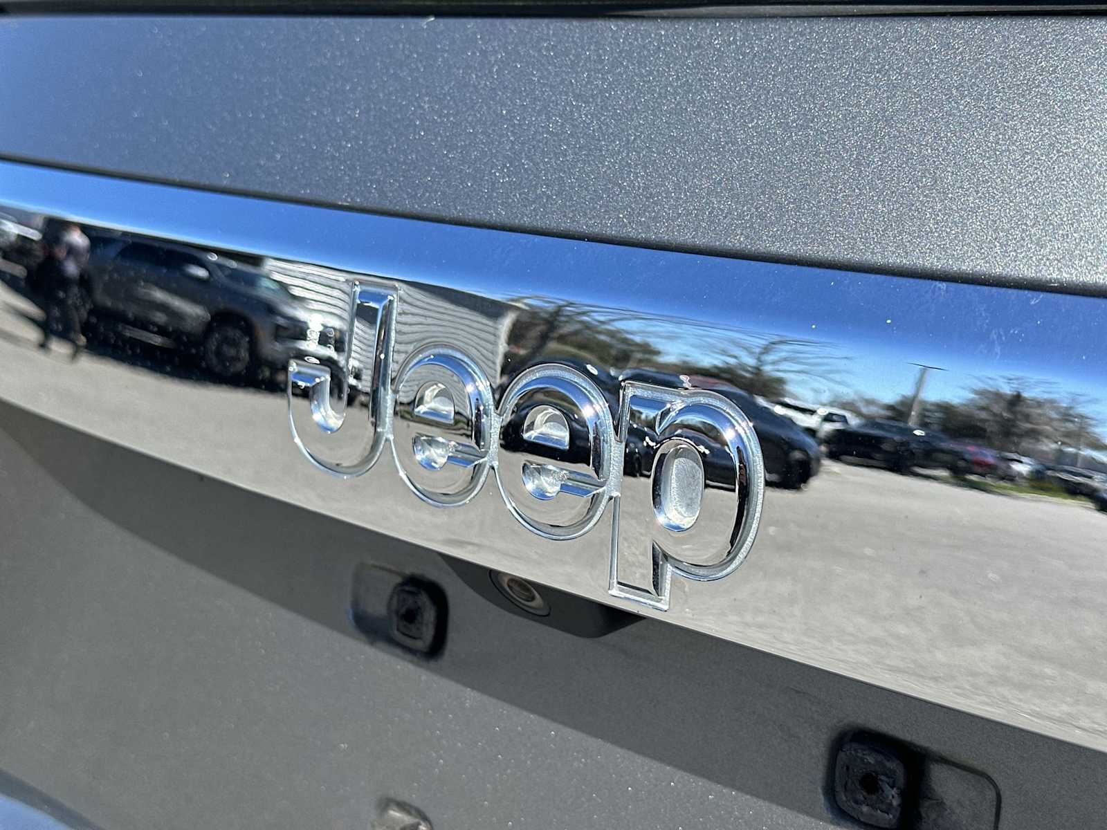 Thumbnail: 2011 Jeep Grand Cherokee - 10