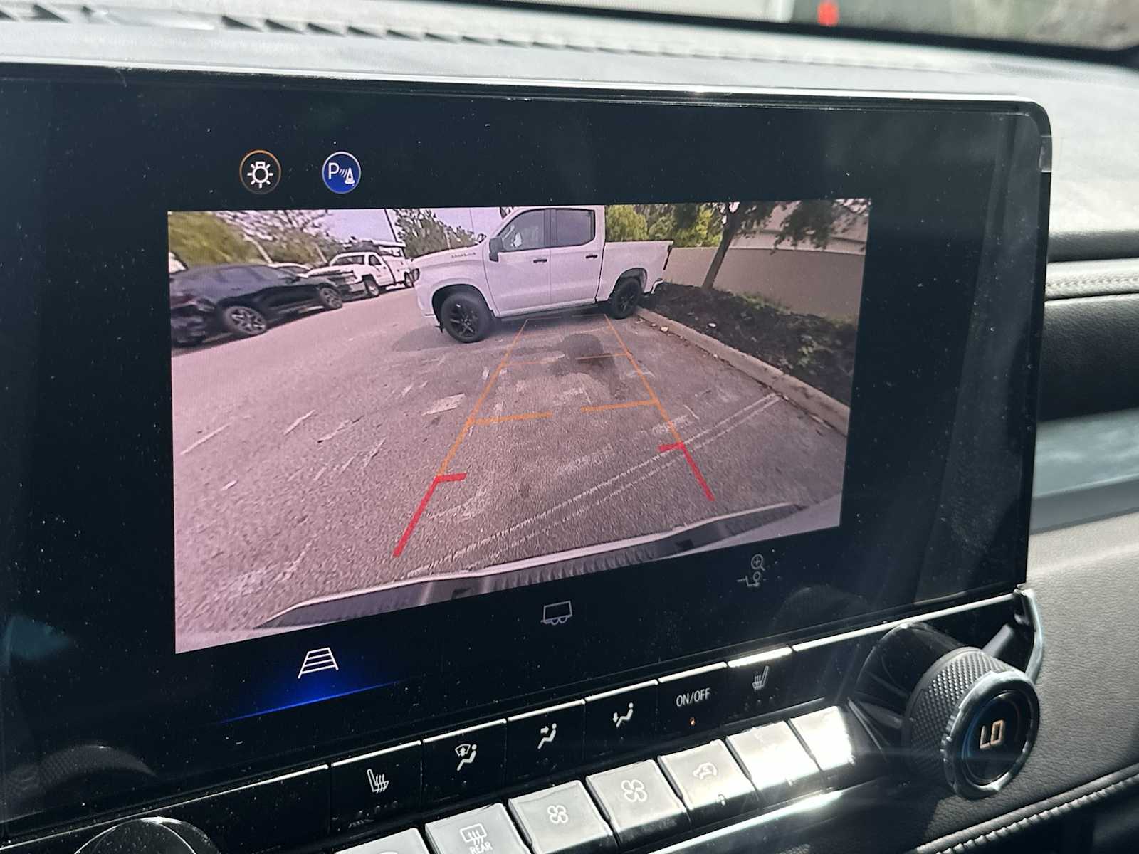 Thumbnail: 2025 Chevrolet Colorado - 22