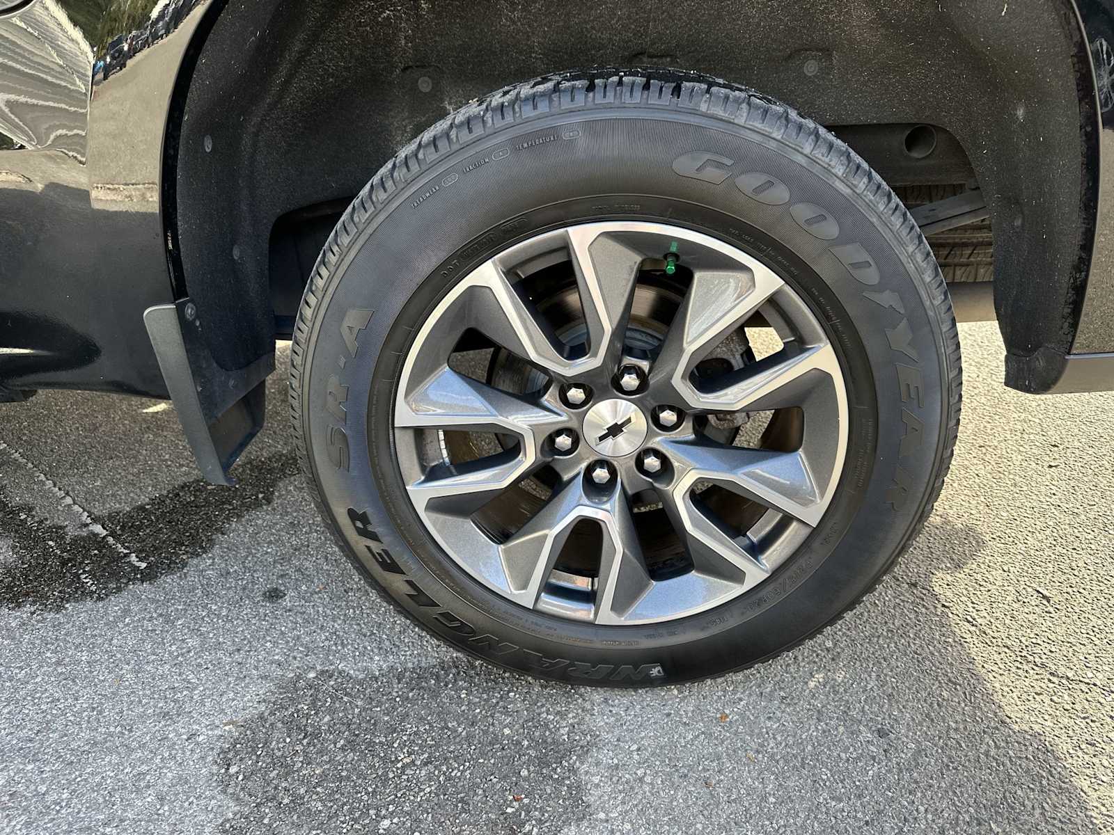 Thumbnail: 2020 Chevrolet Silverado 1500 - 12