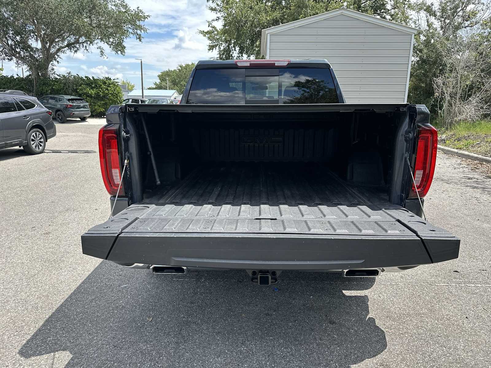Thumbnail: 2022 GMC Sierra 1500 - 25