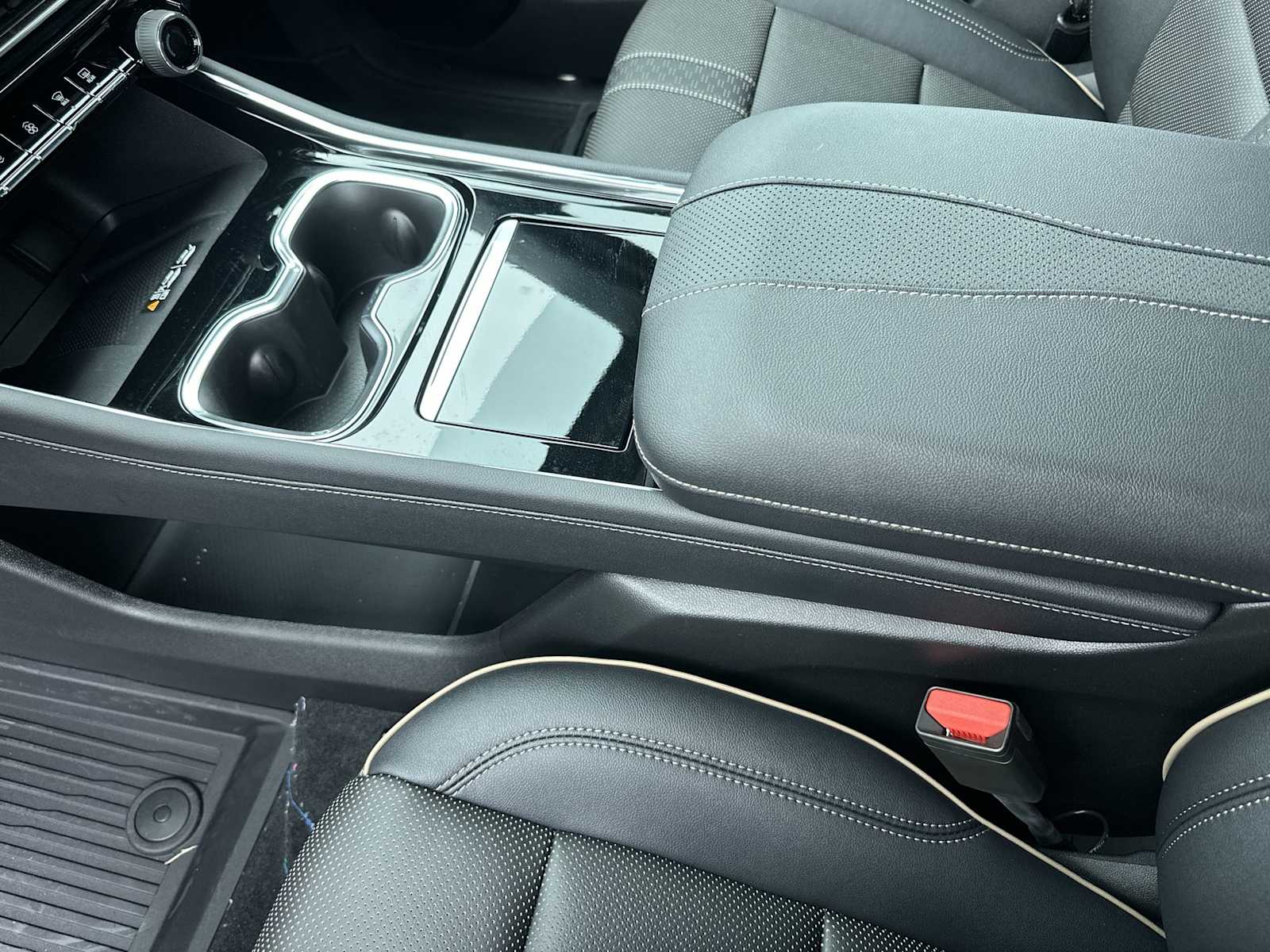 Thumbnail: 2026 Chevrolet Traverse - 21