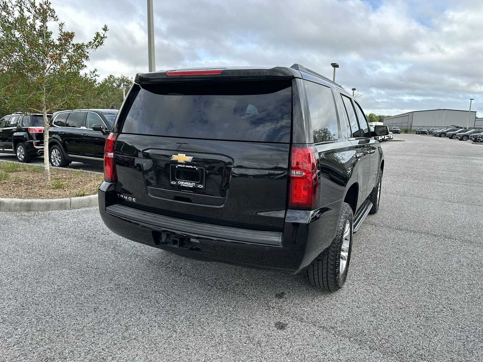 Thumbnail: 2019 Chevrolet Tahoe - 6