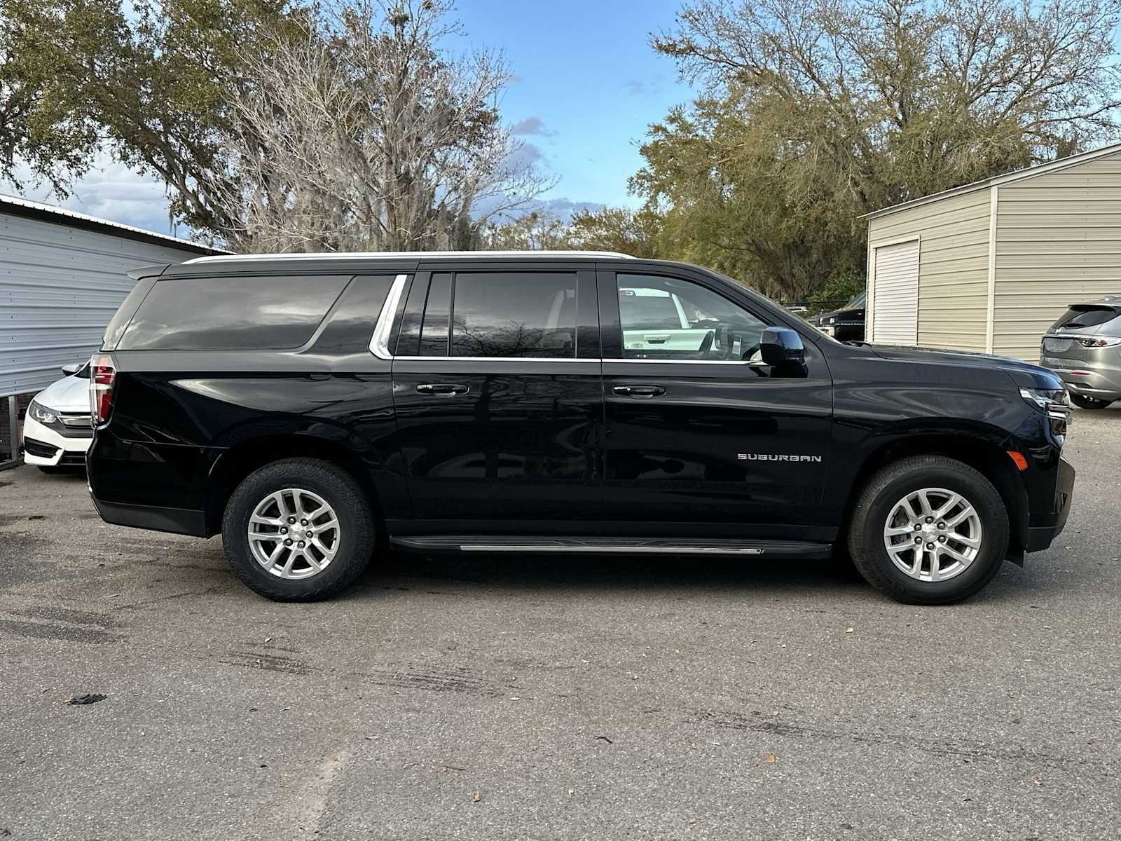 Thumbnail: 2021 Chevrolet Suburban - 7